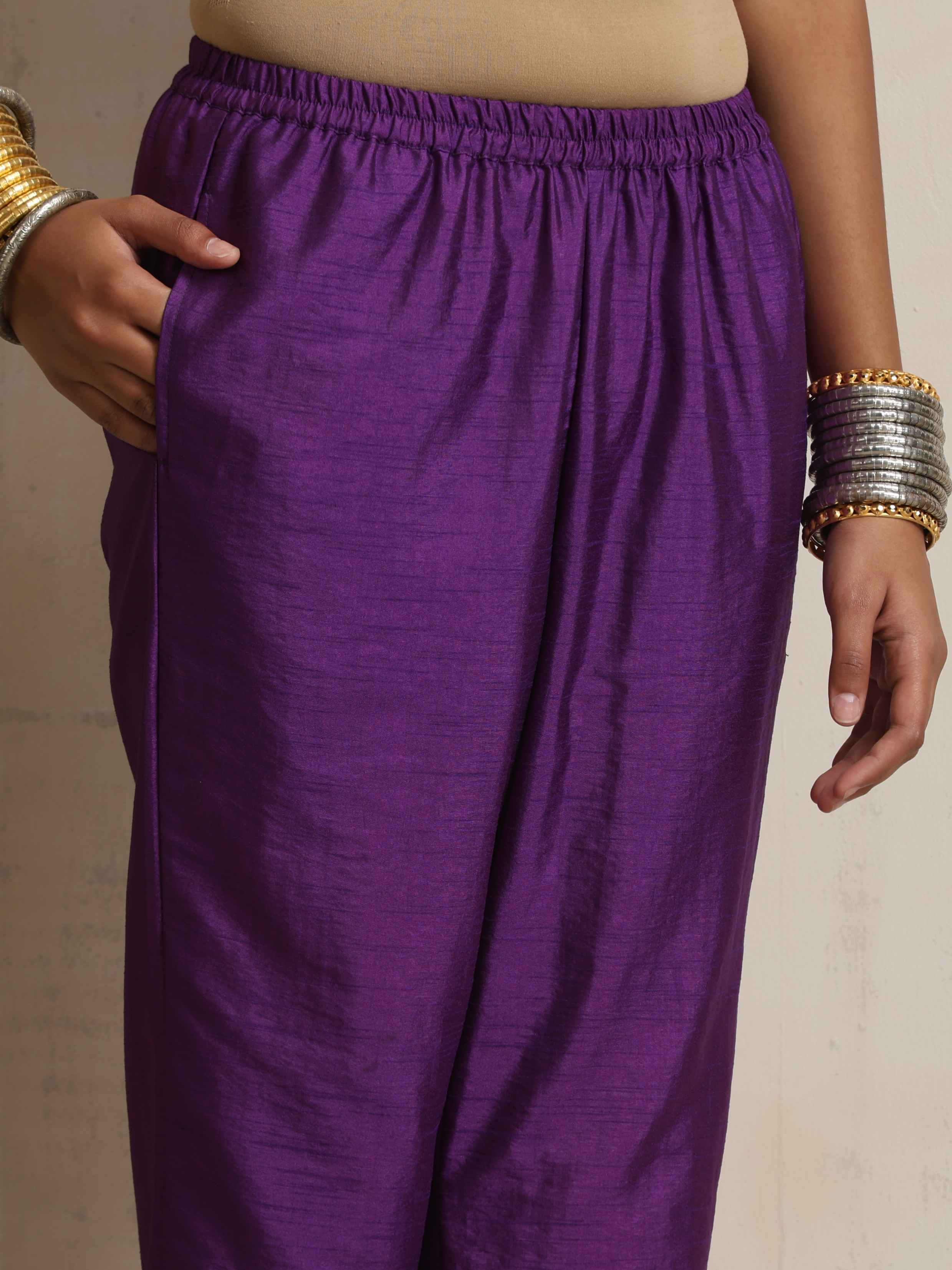 trueBrowns Purple Silk Anarkali Flared Kurta Set - view 9