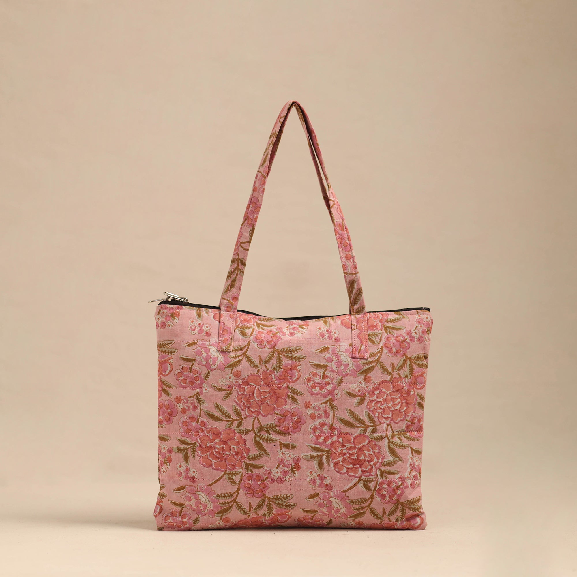 NOORI BAZAR Handmade Quilted Cotton Hand Bag 01