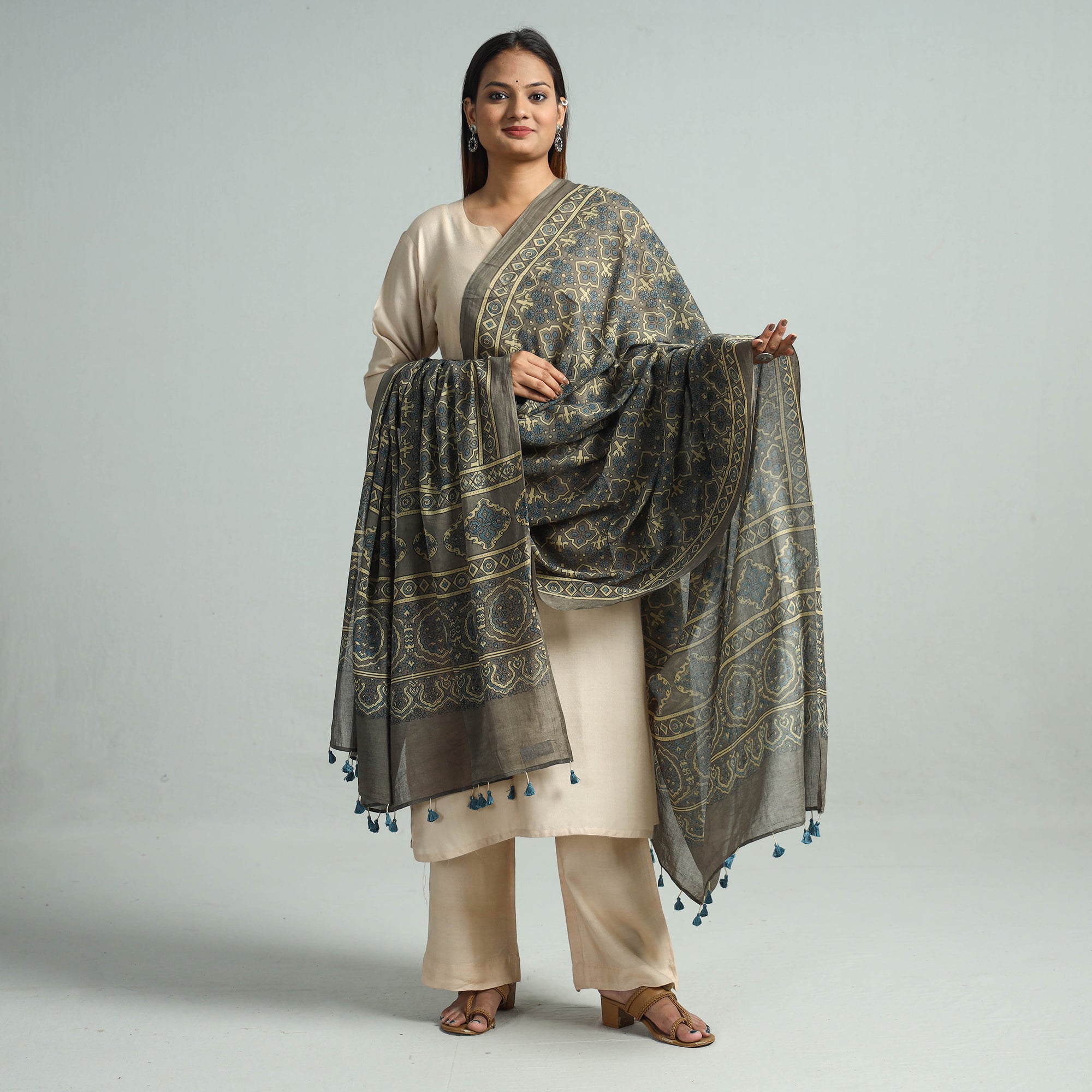 AJRAKH BY SUFIYAN ISMAIL KHATRI Brown - Hand Block Printed Cotton Ajrakh Dupatta 41 - view 2