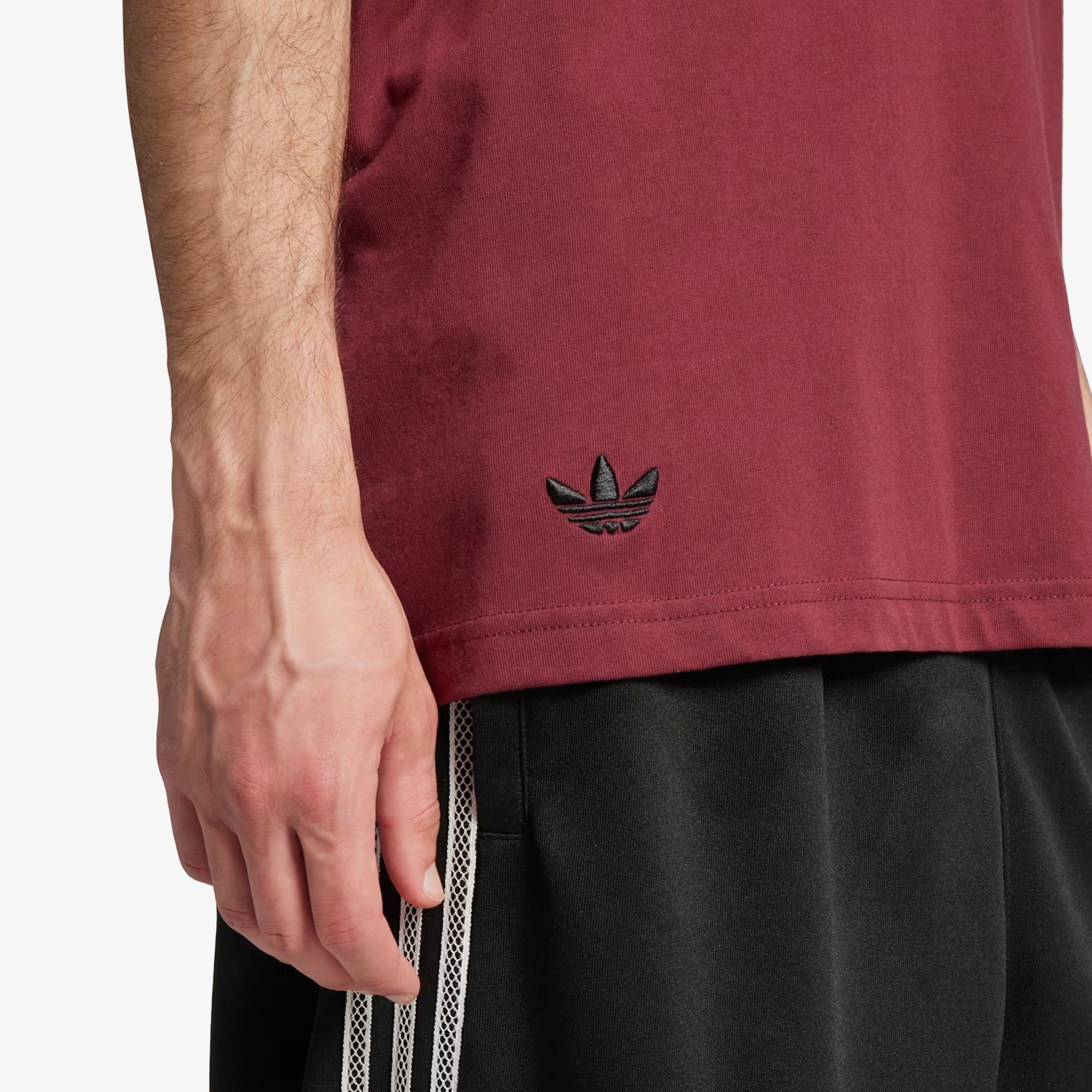 Adidas Originals | NEUCLASSICS TEE { SHADOW RED - view 5