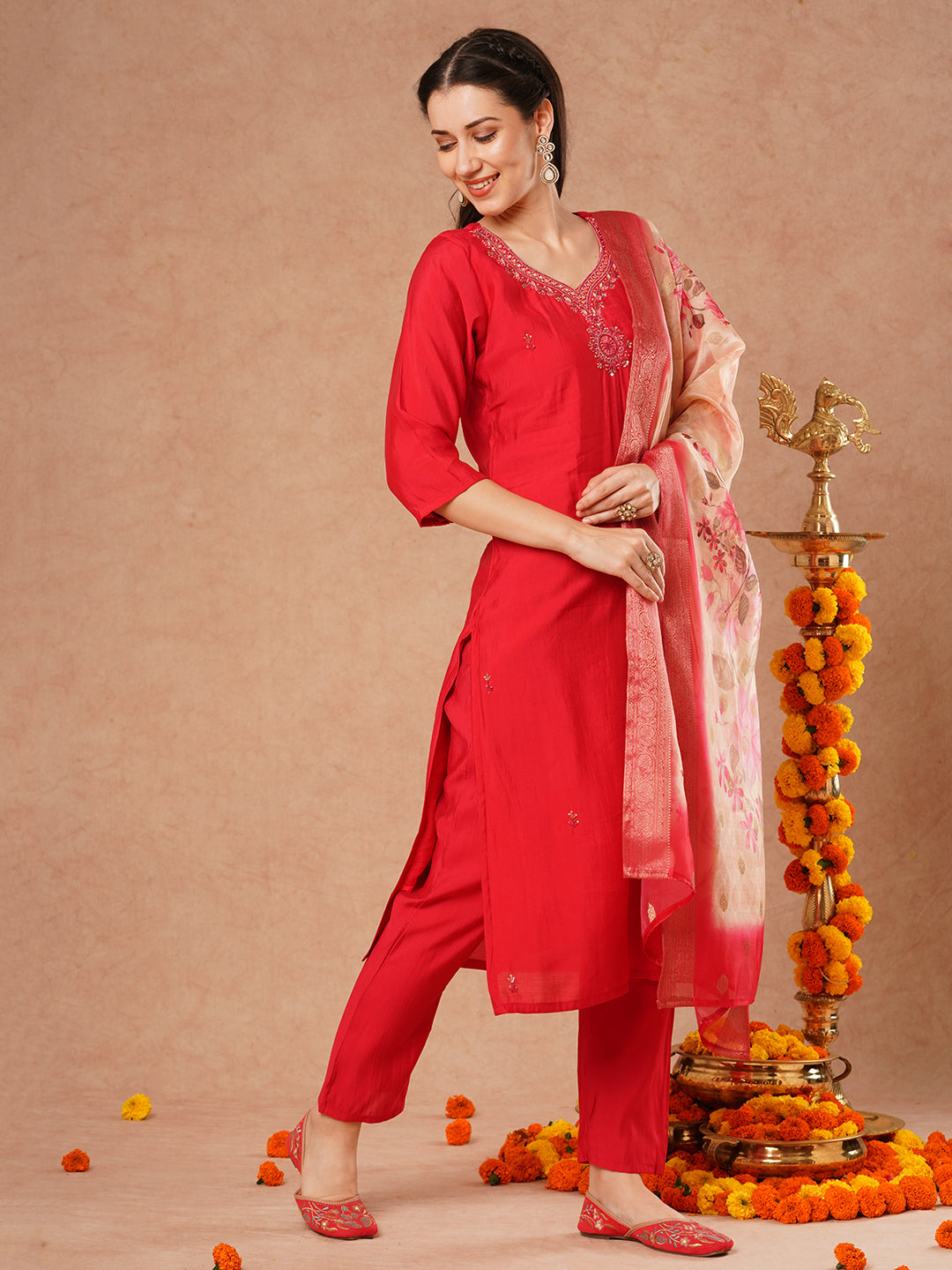 FASHOR Solid Hand Embroidered Straight Fit Kurta with Pant & Printed Dupatta - Pink - view 4