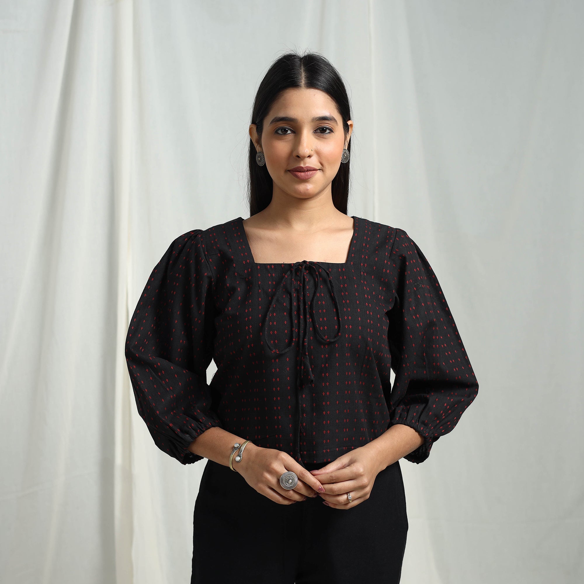 ITOKRI CASUALS Black - Cotton Jacquard Crop Top 03