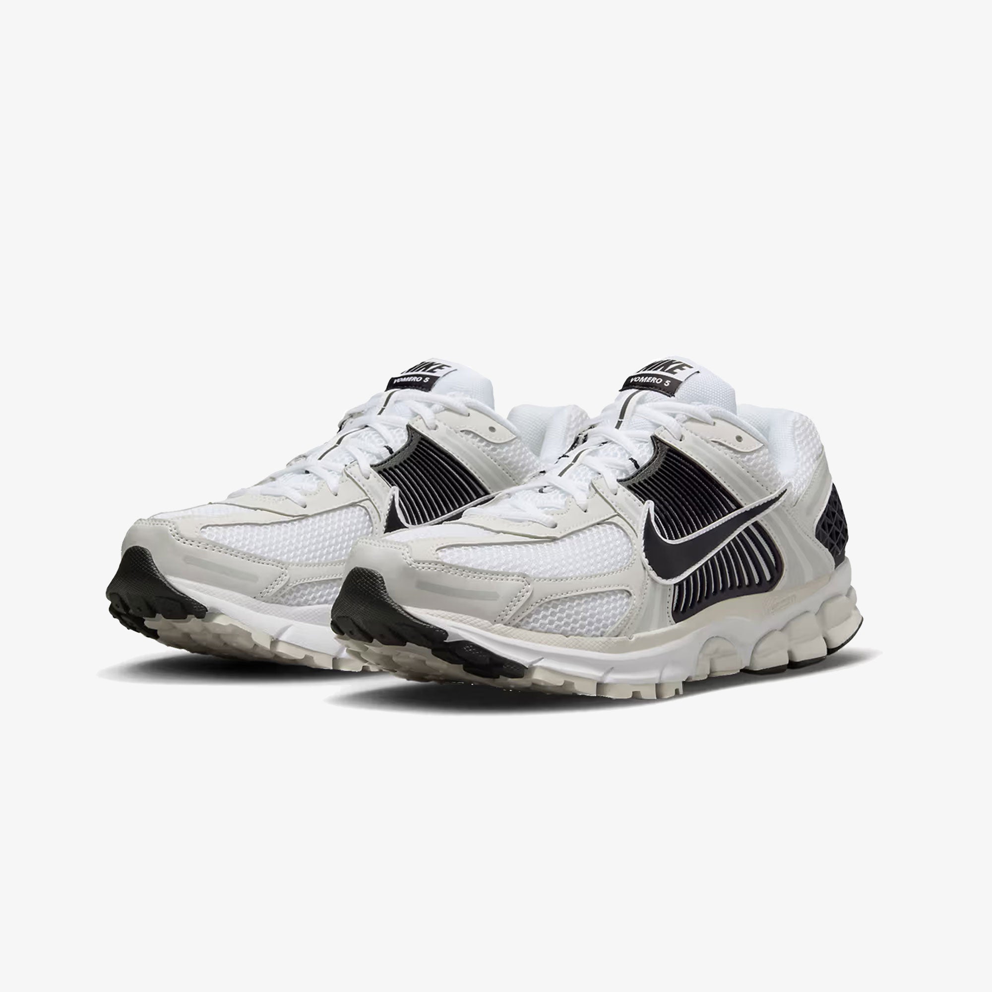 Nike | Zoom Vomero 5 { White/black-platinum Tint-mtlc Platinum - view 2