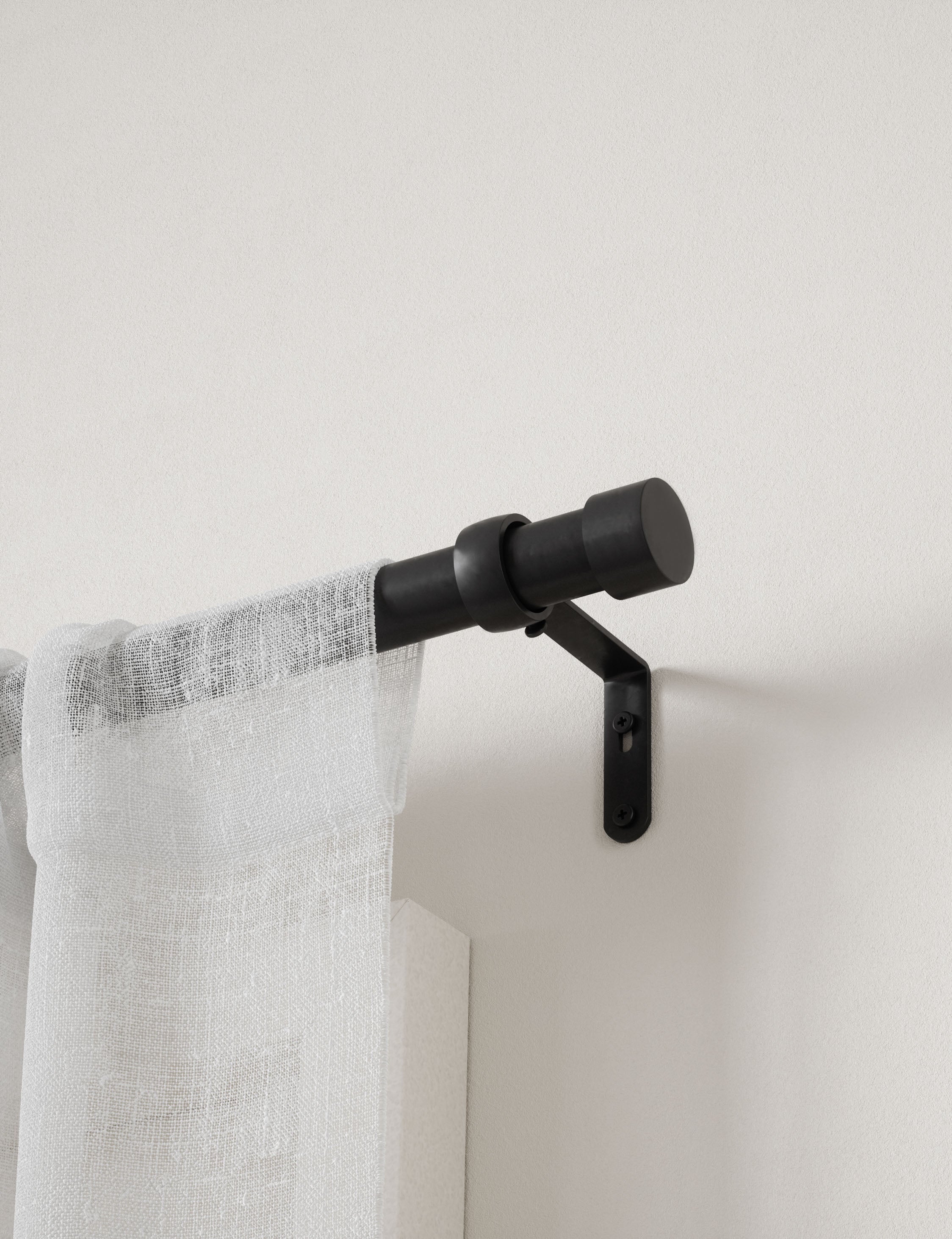 Lulu and Georgia Porta Curtain Rod