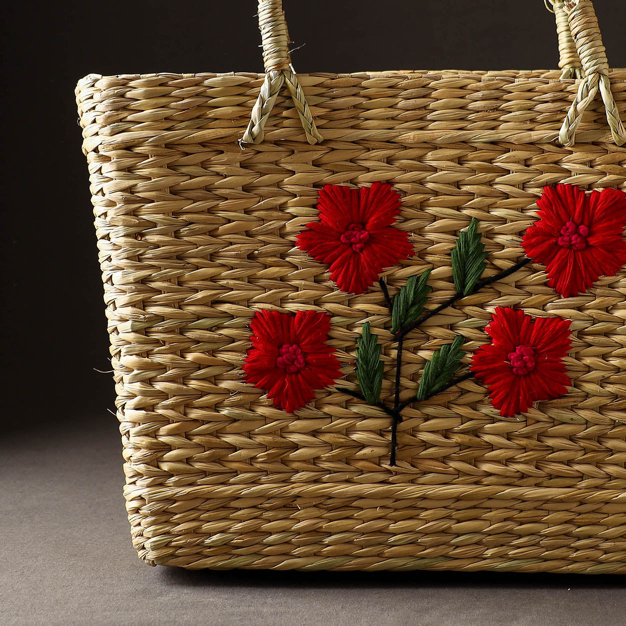 ITOKRI CRAFTS INITIATIVE Beige - Handcrafted Natural Water Reed Embroidered Shopping Bag - view 3