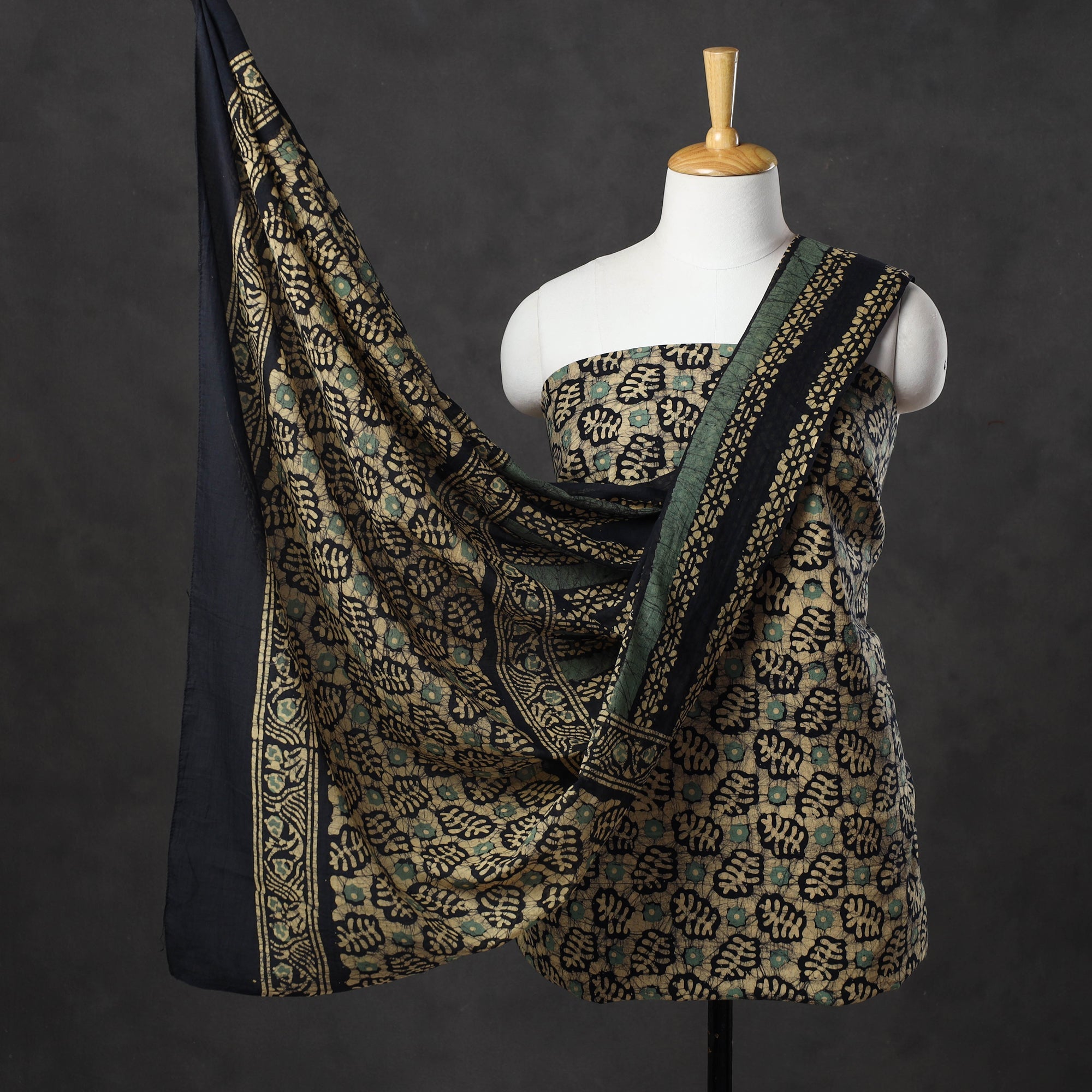 KACHCHH JI CHHAAP Beige - Kutch Print Cotton 3pc Batik Dress Material 21