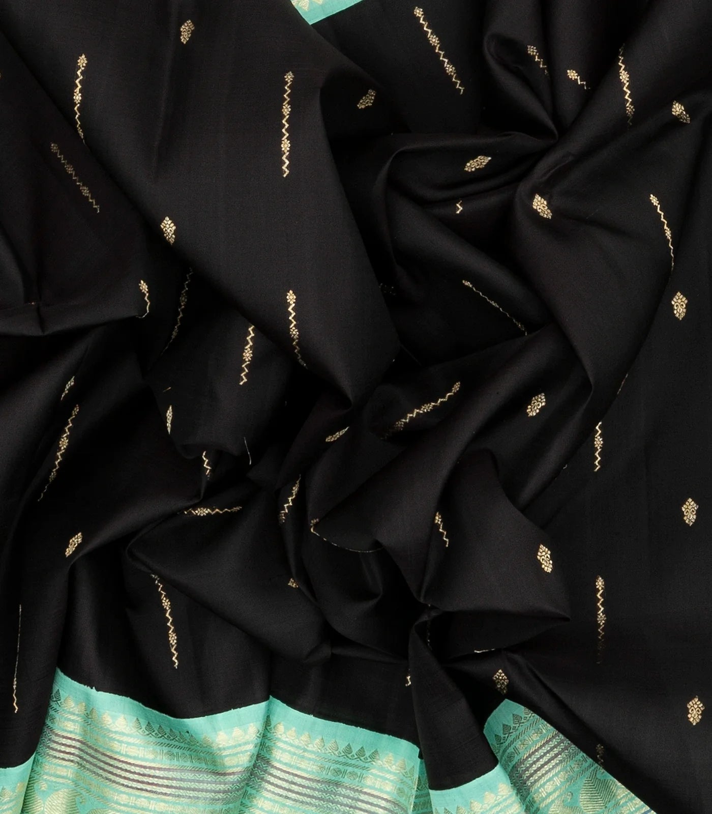 RmKV Black Handloom Kanchipuram Korvai Silk Saree With Buttas - view 3
