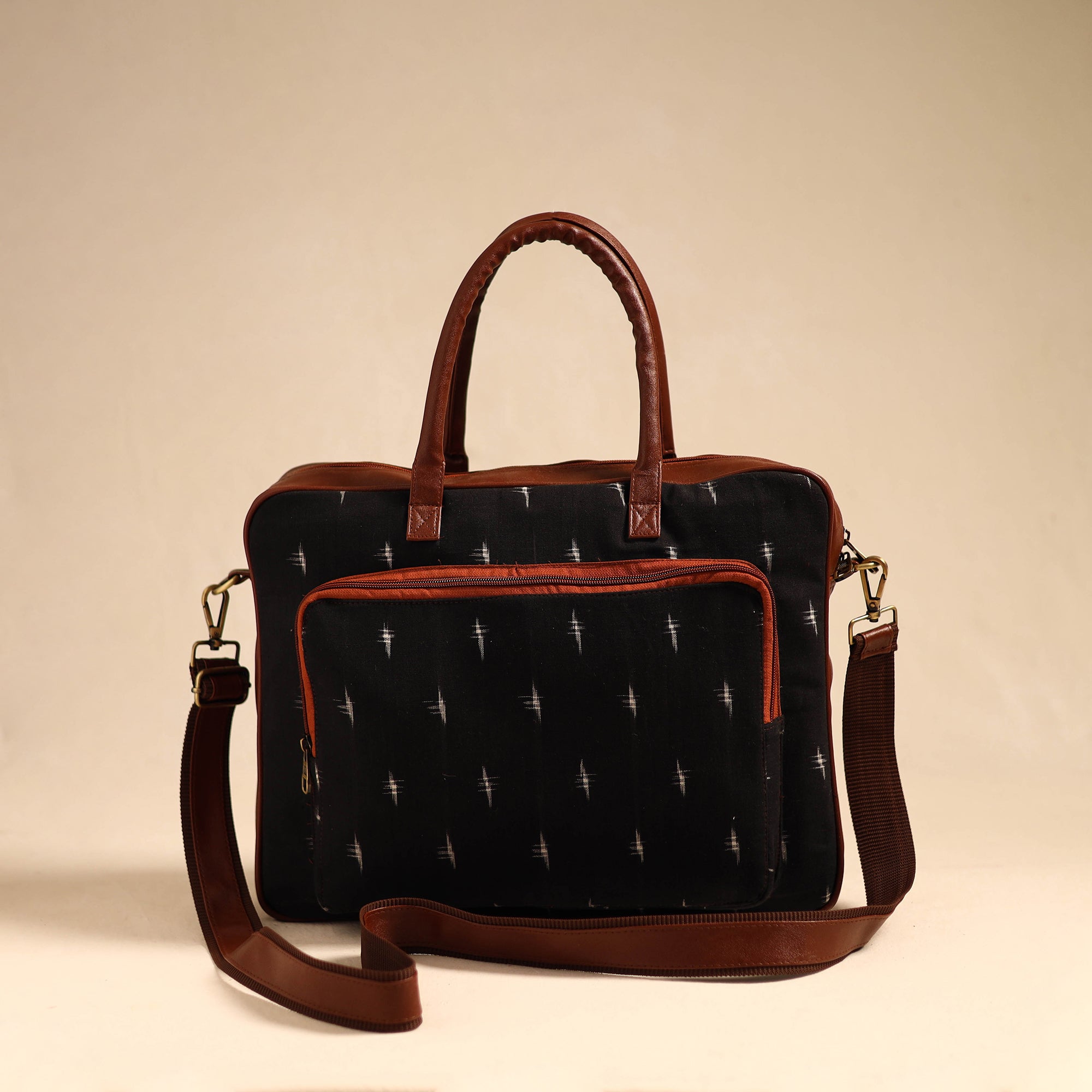 ITOKRI CRAFTS INITIATIVE Black - Handmade Pochampally Ikat Laptop Bag 11