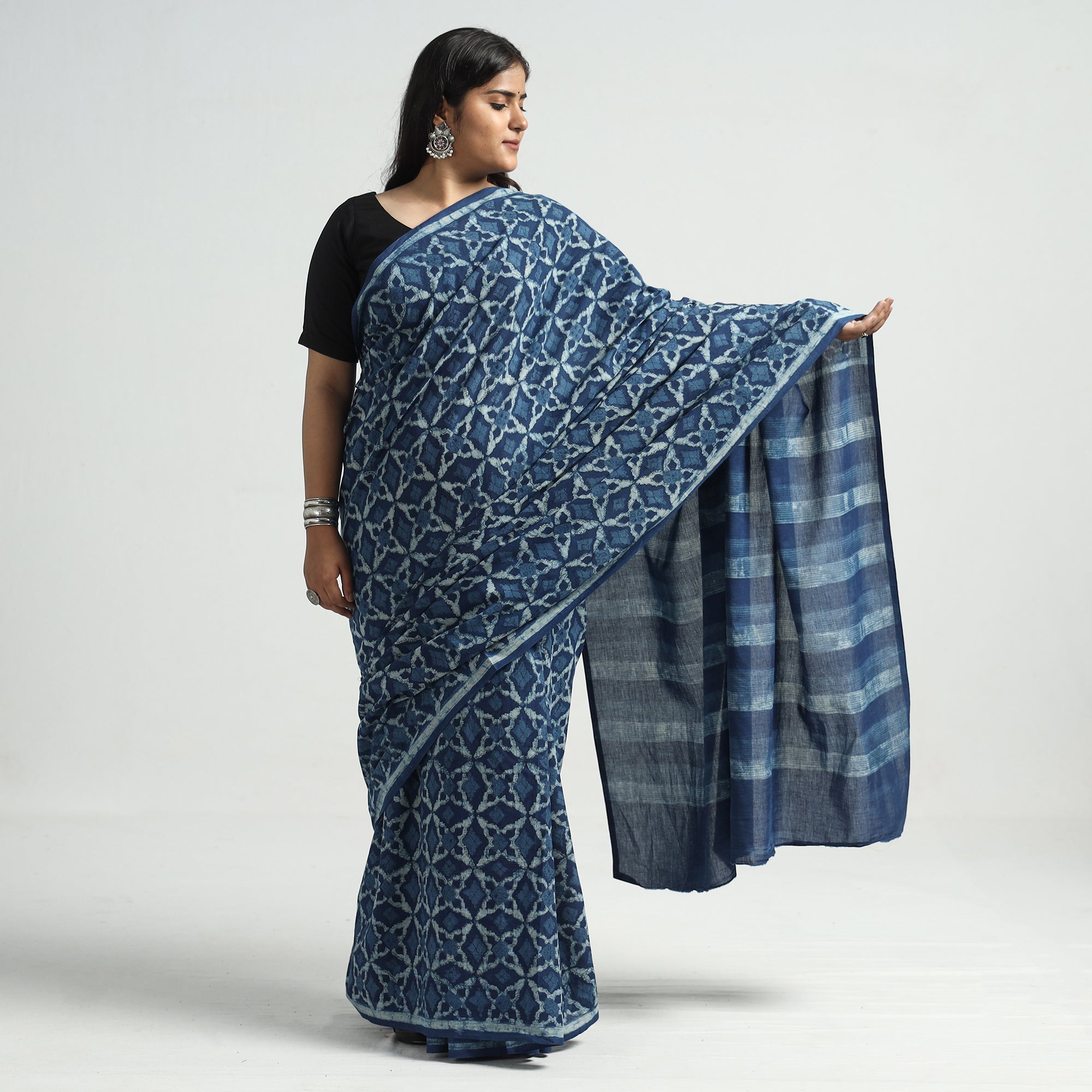 HAVELI CHRONICLES Blue - Akola Hand Block Printed Cotton Saree - view 2