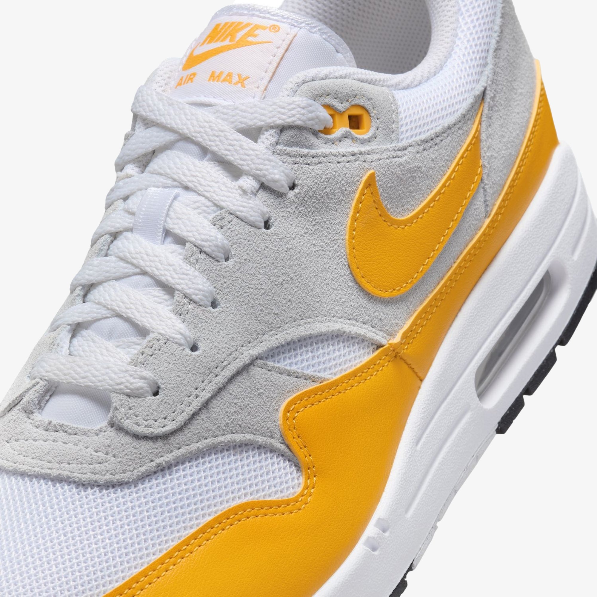 Nike | Air Max 1 Essential { White/university Gold-pure Platinum - view 4