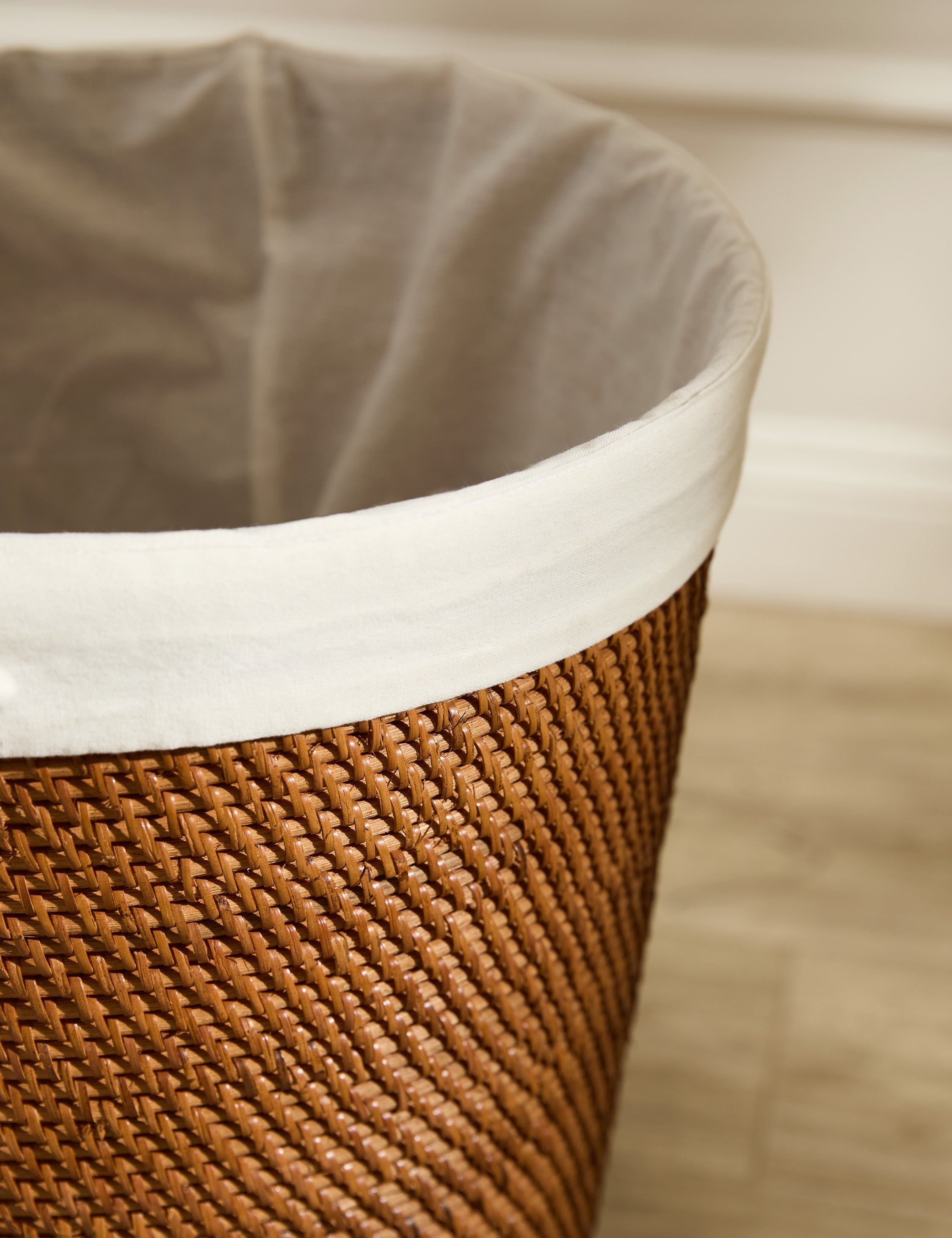 Lulu and Georgia Tyna Rattan Lidded Hamper – Natural - view 7