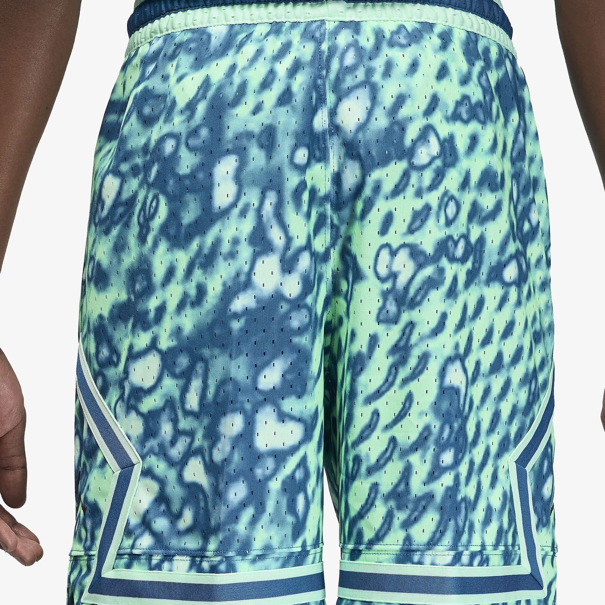 Jordan | DIAMOND SHORTS { MINT FOAM/BLACK - view 4