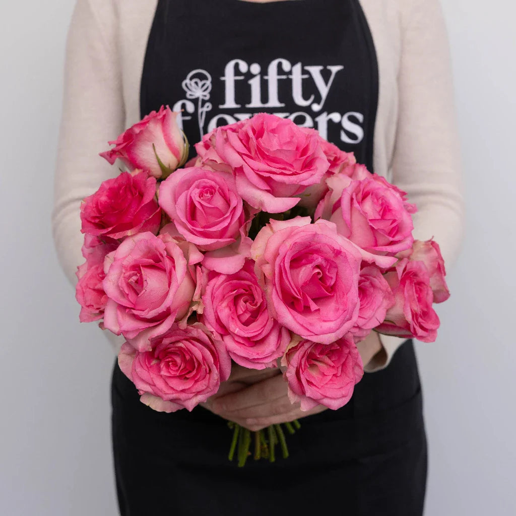 FiftyFlowers Pink Valentines Day Rose Special