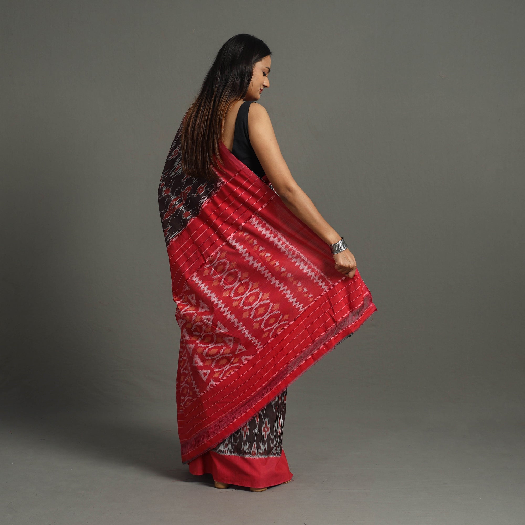 SOUTH KARGHA Brown - Mercerised Cotton Handloom Pochampally Ikat Saree 44 - view 6