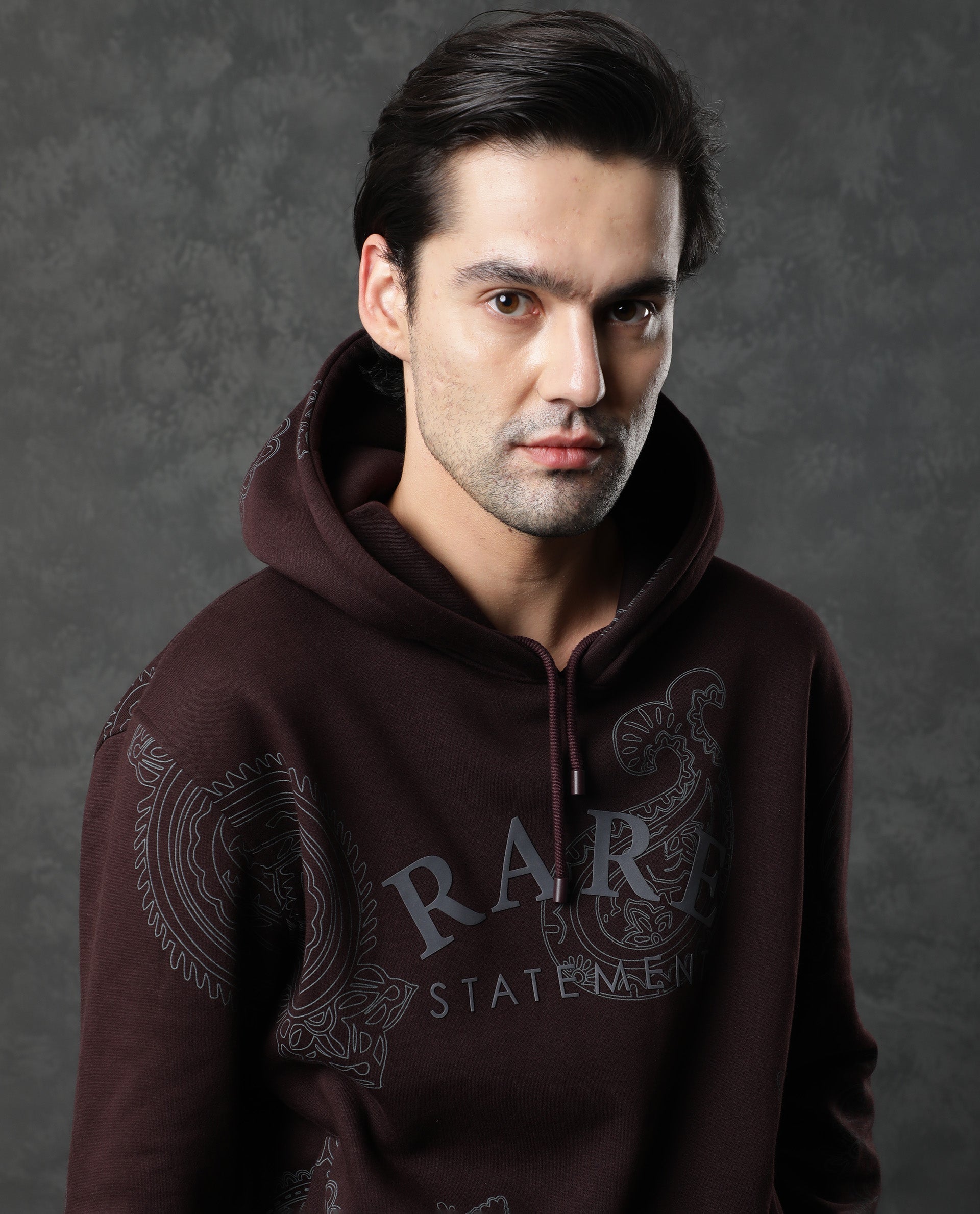 Rare Rabbit Men'S Helio Maroon Sweatshirt Cotton Polyester Fabric Hooded Neck Full Sleeves Drawstring Slim Fit - view 2