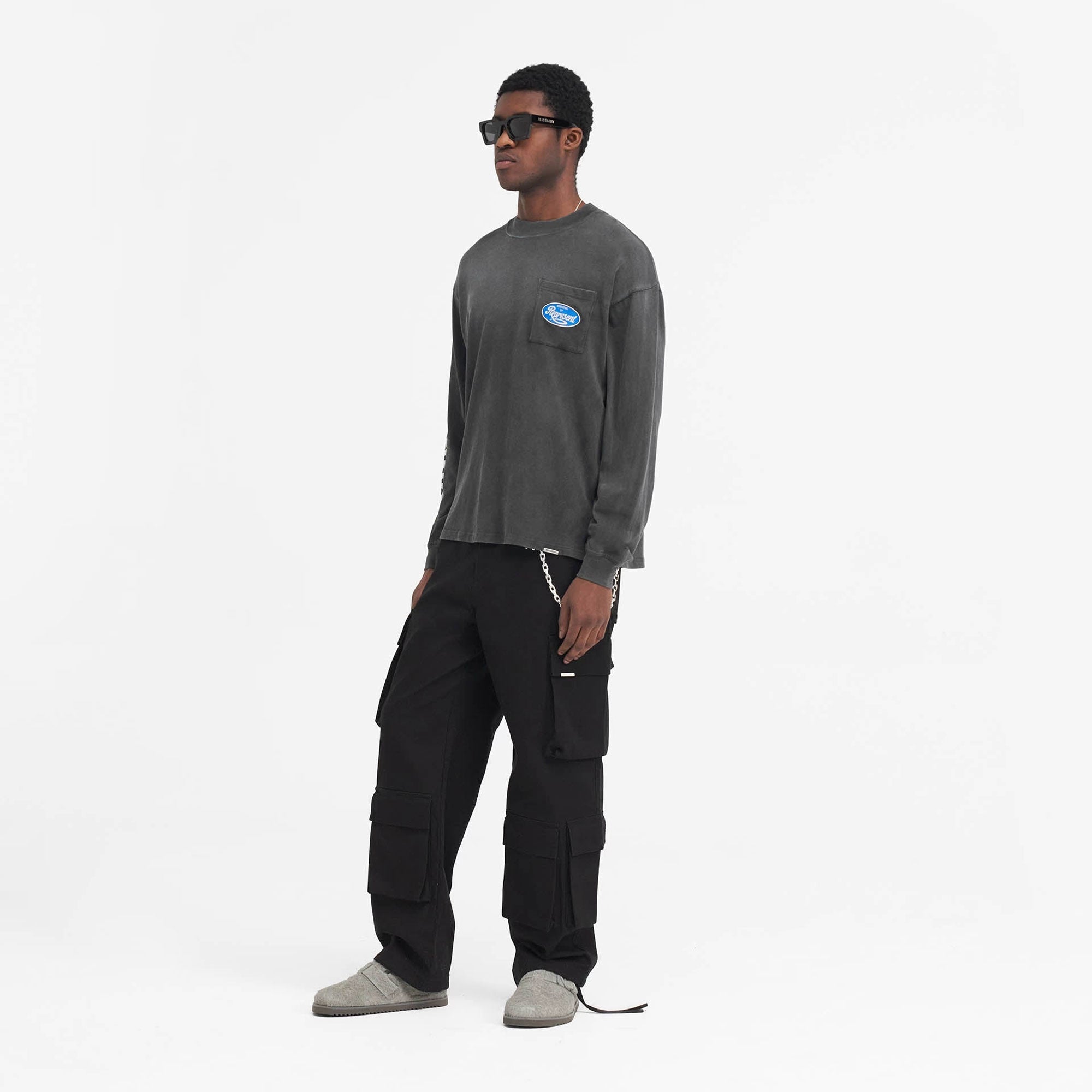 Represent | CLASSIC PARTS LONG SLEEVE { AGED BLACK - view 6
