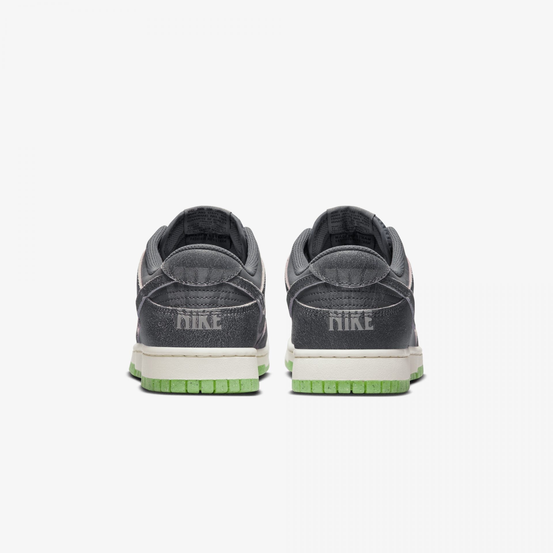 Nike | DUNK LOW RETRO PREMIUM { SCREAM GREEN - view 2