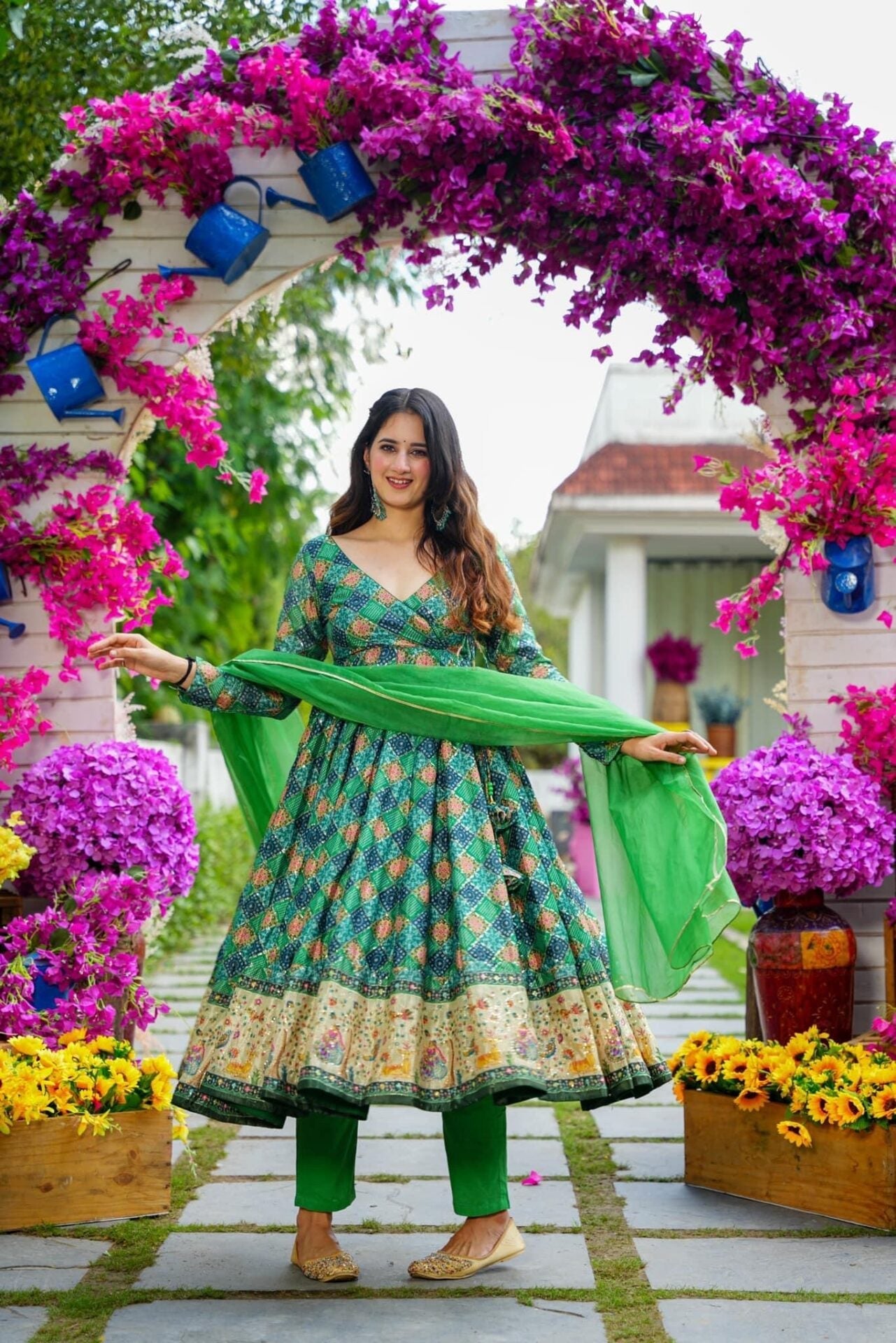 Idaho-o Avantika green angrakha suit set - view 2