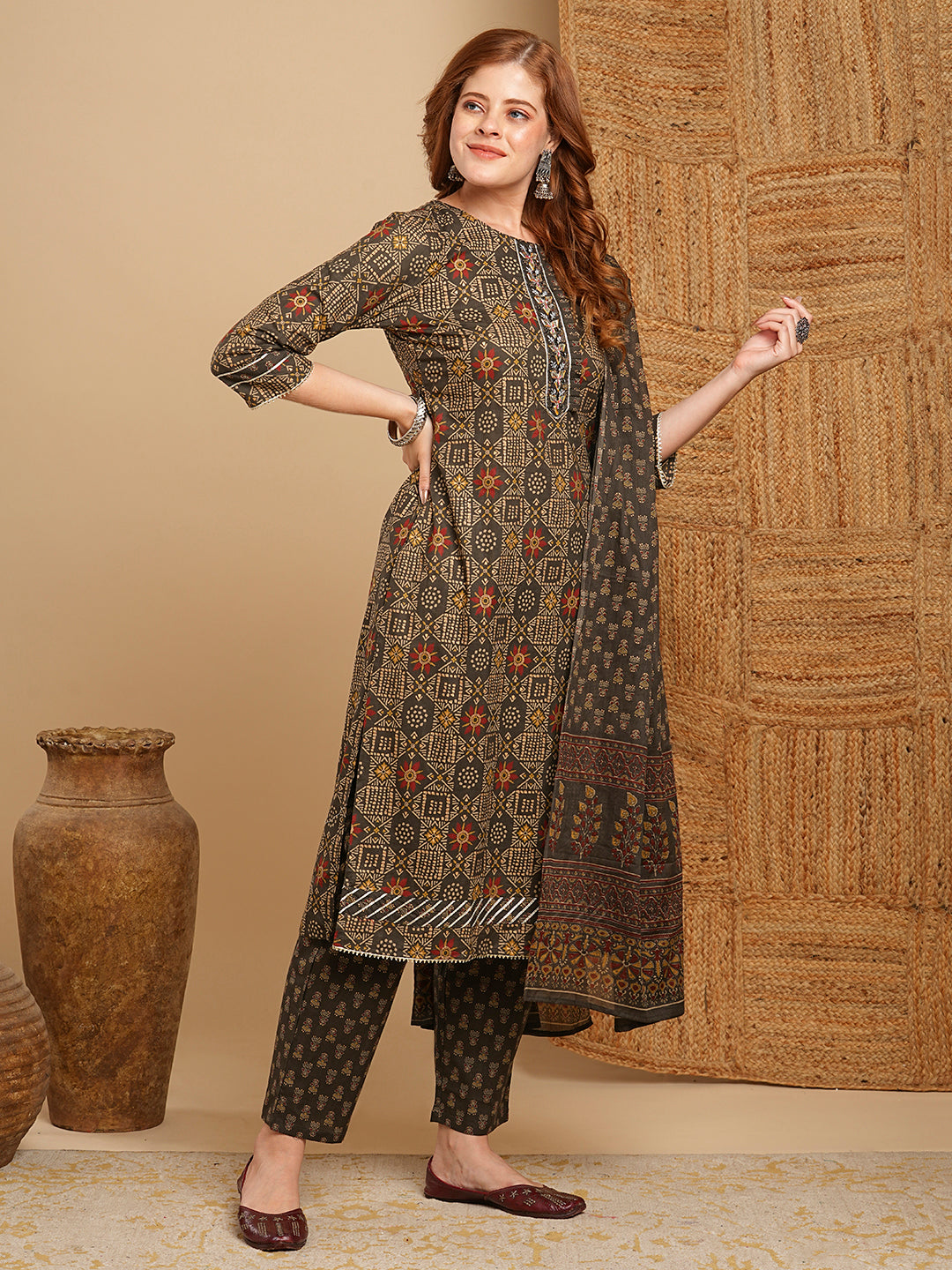 Fashor Ethnic Printed & Embroidered Kurta with Pant & Pure Cotton Dupatta - Grey - view 5