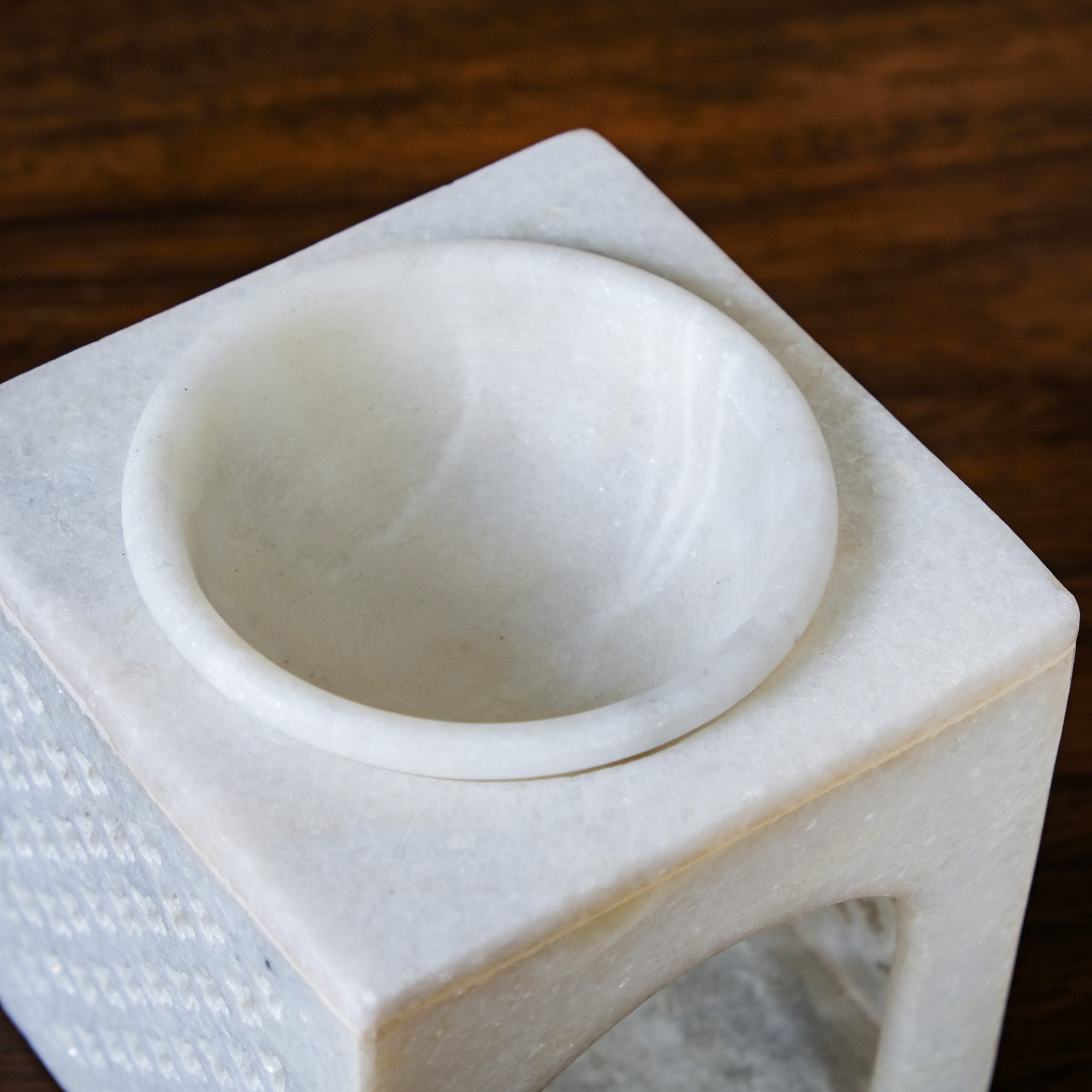 Nestasia Jharokha Artistry Marble Diffuser - view 10