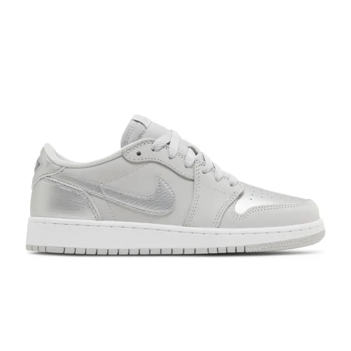 HYPE ELIXIR Jordan 1 Low OG Metallic Silver