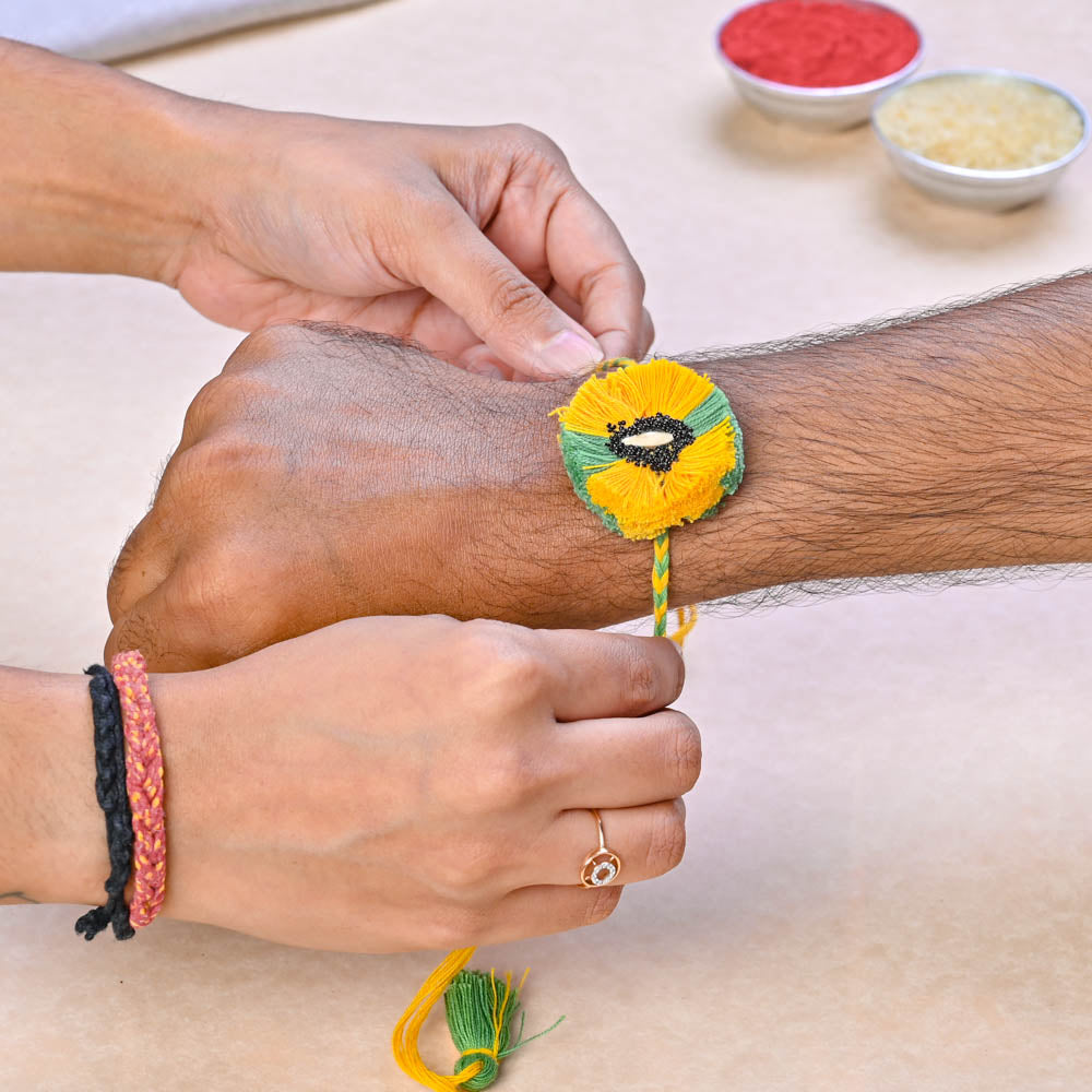 Ugaoo Plantable Seed Rakhi with Cucumber & Chulai Seeds - view 3