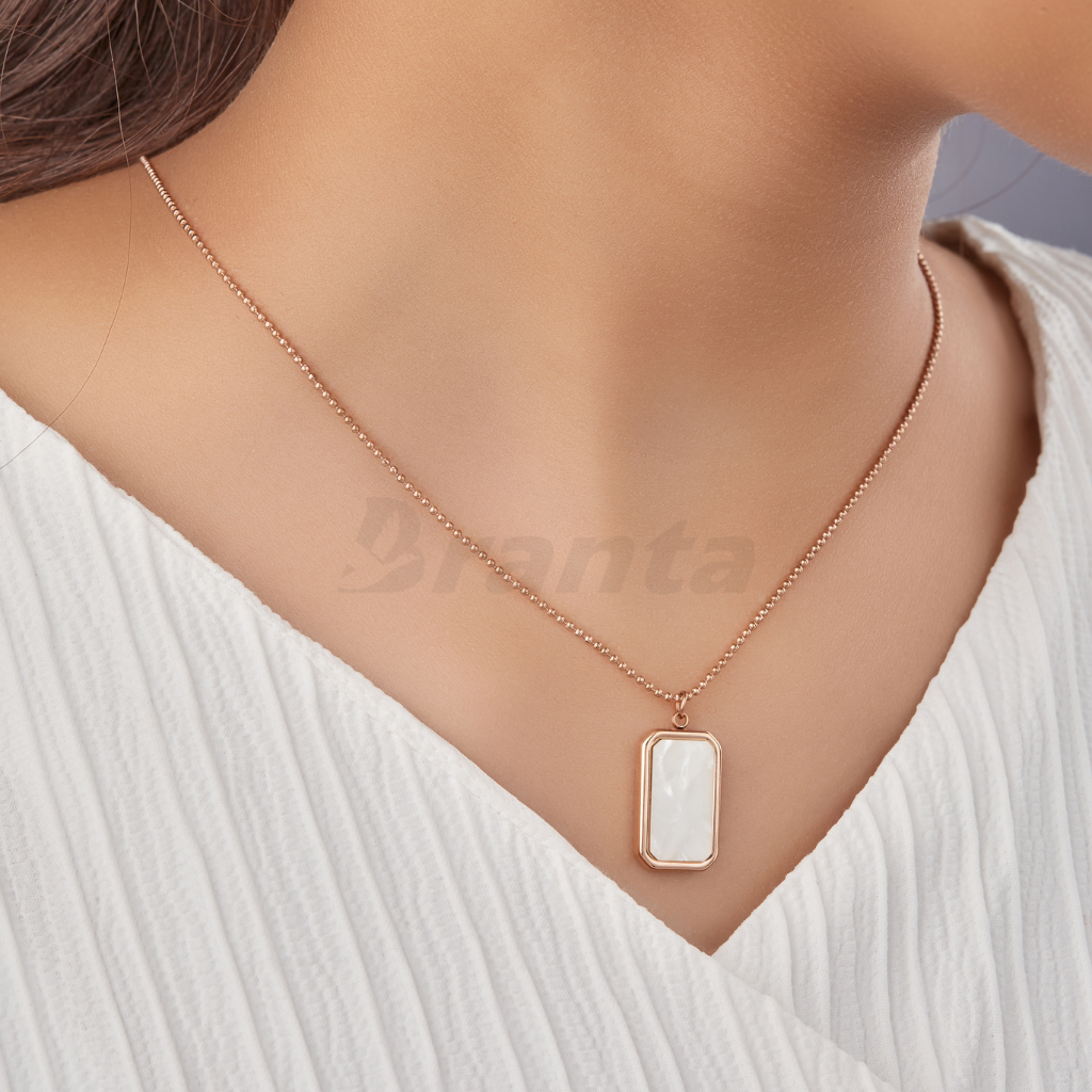 Branta Rectangle White Pearls Pendant Necklace