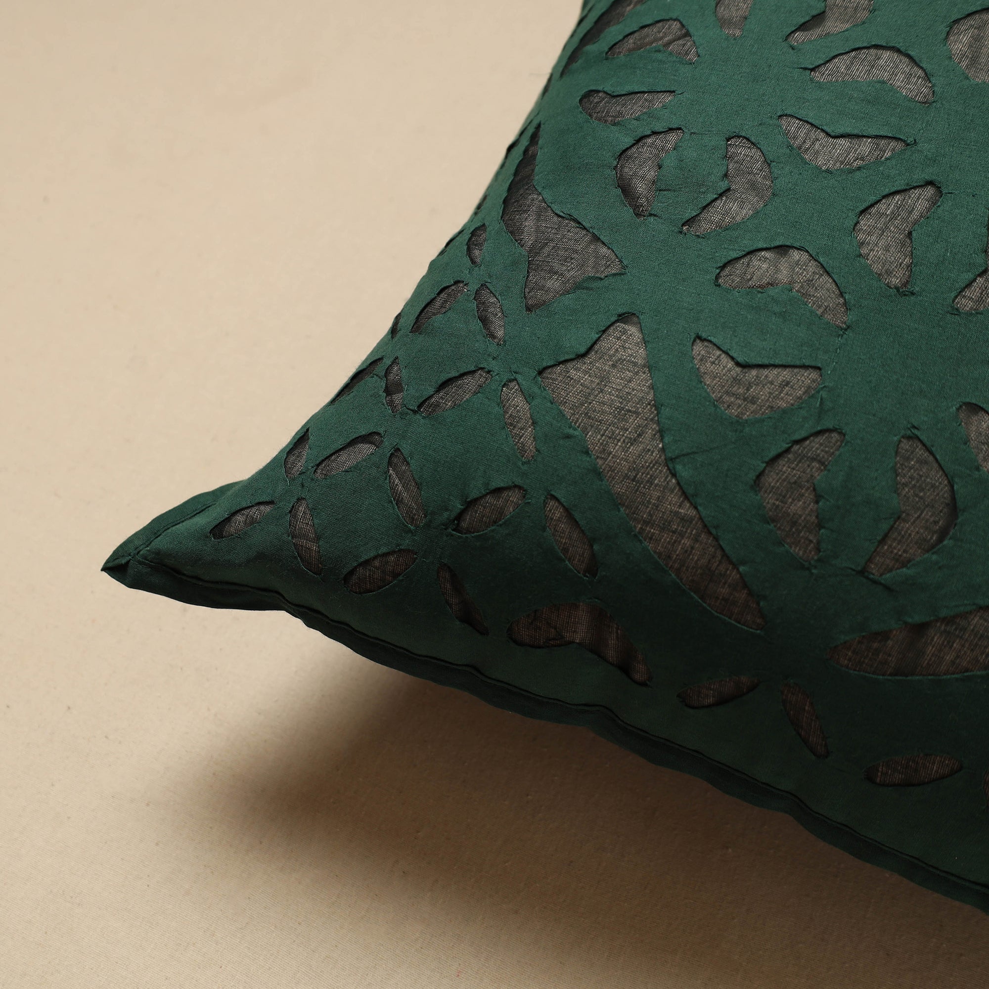 SHADES OF MARUDHARA Cut Work Cotton Applique Cushion Cover (16 x 16 in) 15 - view 2