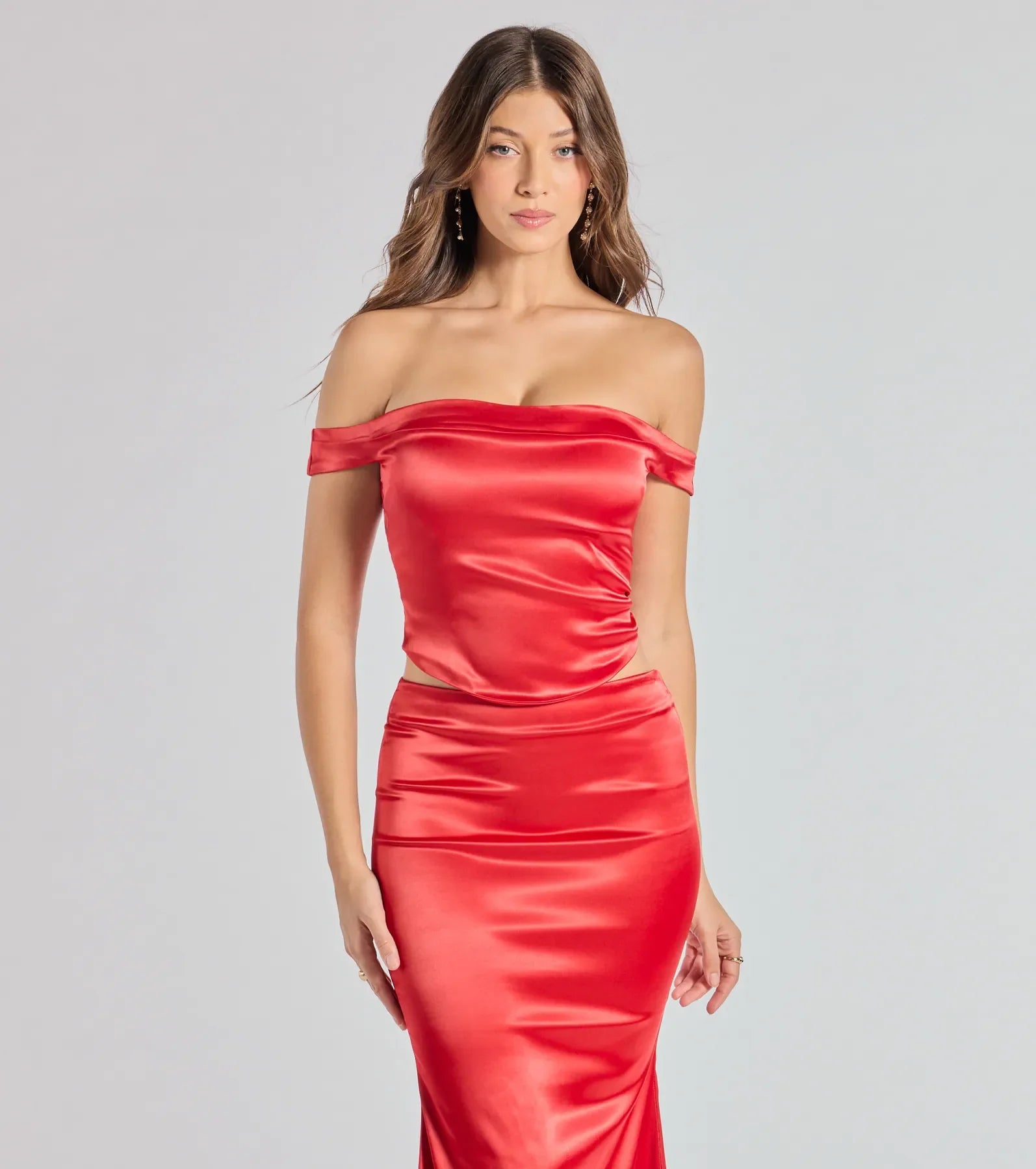 Windsor Luxe Hour Satin Off The Shoulder Top – RED