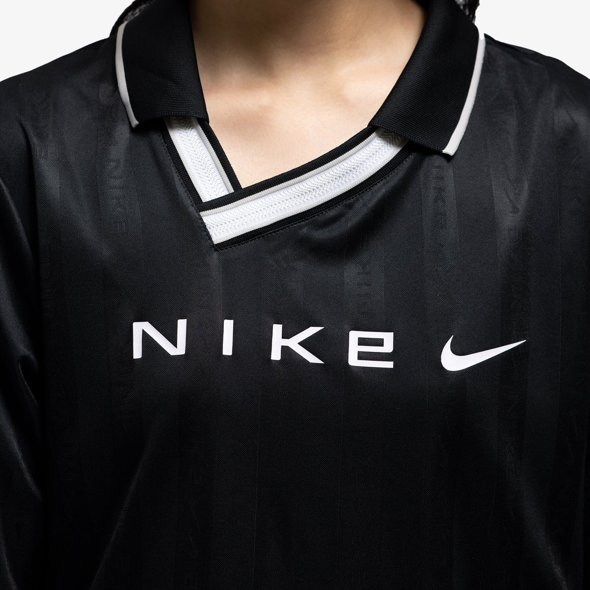 Nike | As W Nsw Cllctn Df Jqrd Ls Jsy { Black/lt Iron Ore/white - view 4