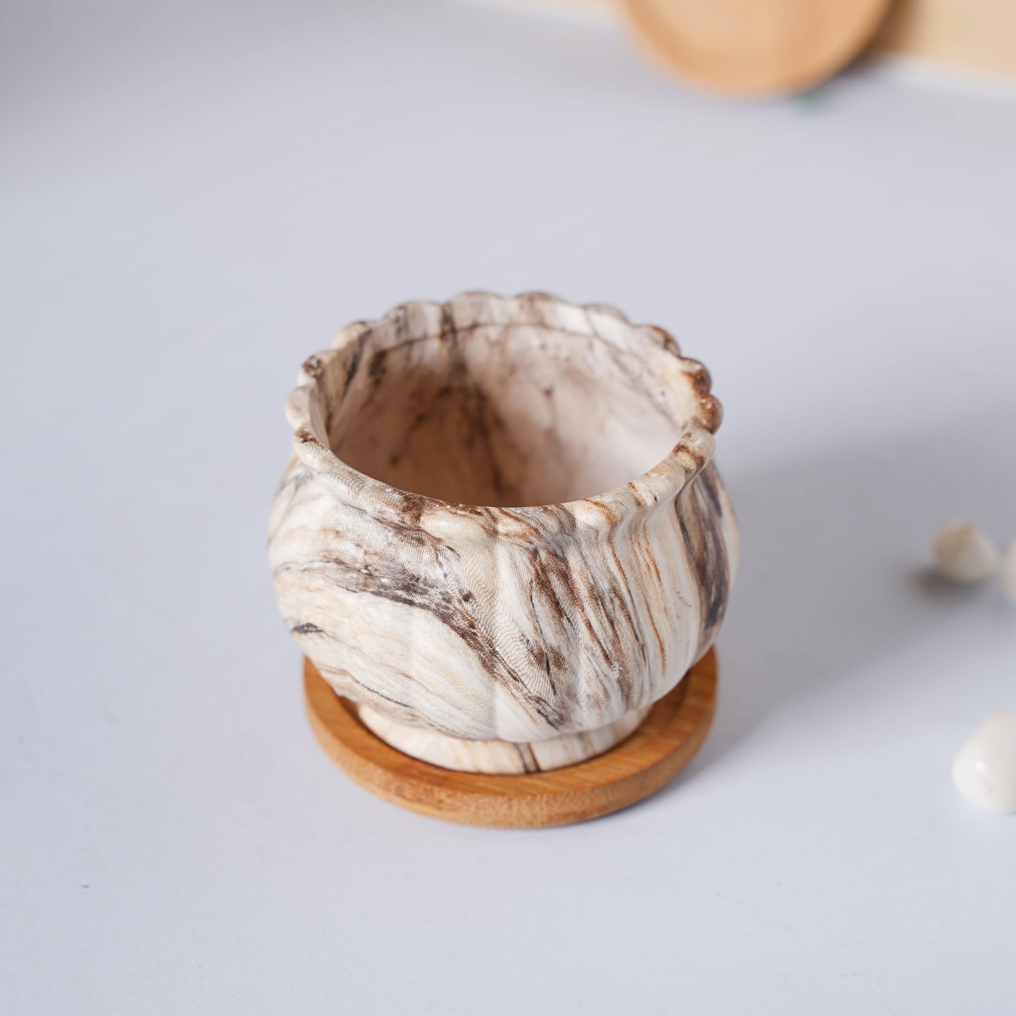 Nestasia Cinzia Marble Patterned Planter With Coaster - view 7