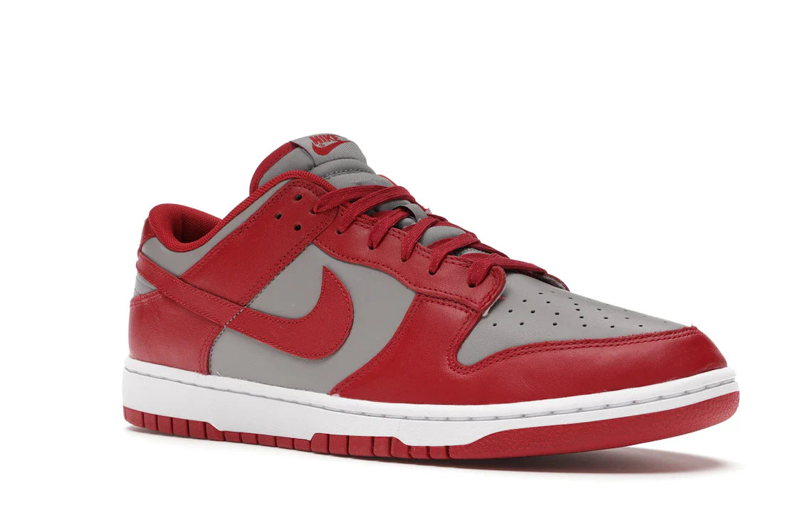 Nike Dunk Low 'UNLV' – Red - view 4