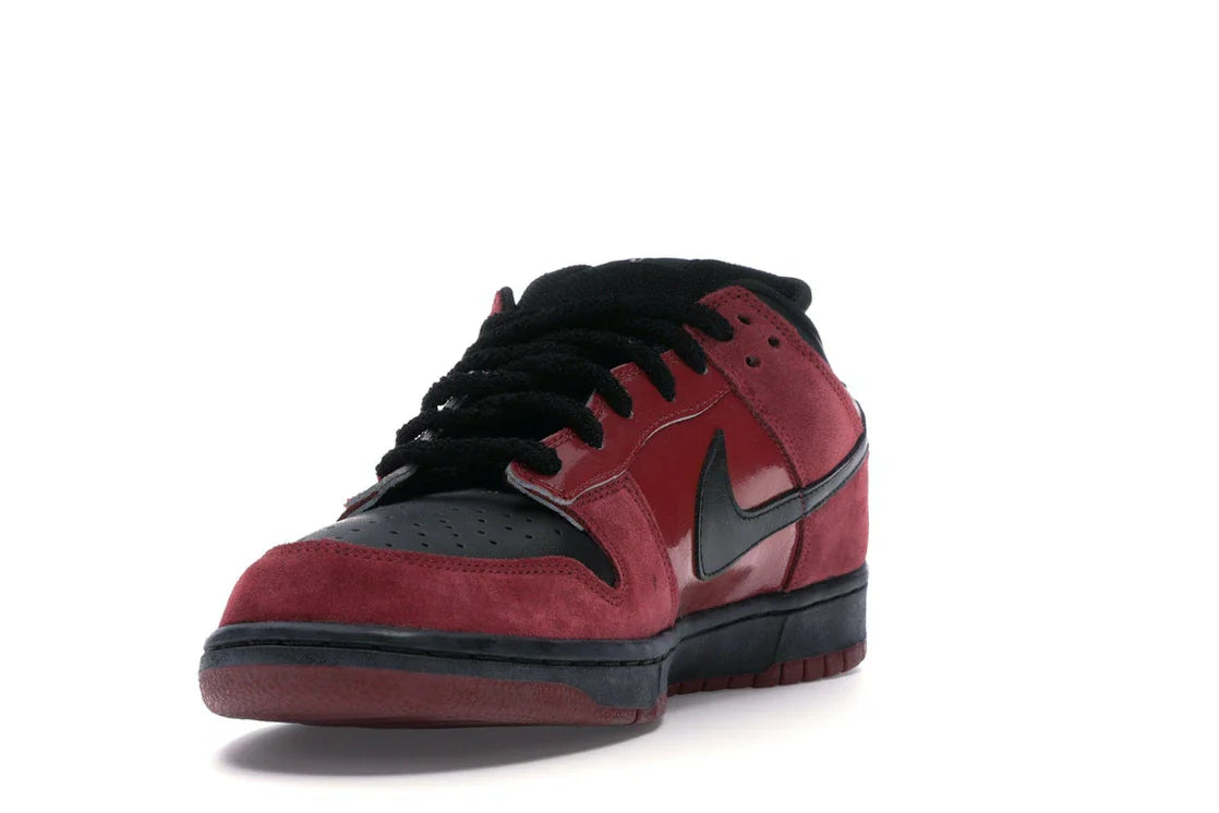 Nike SB Dunk Low 'Milli Vanilli' – Red - view 12