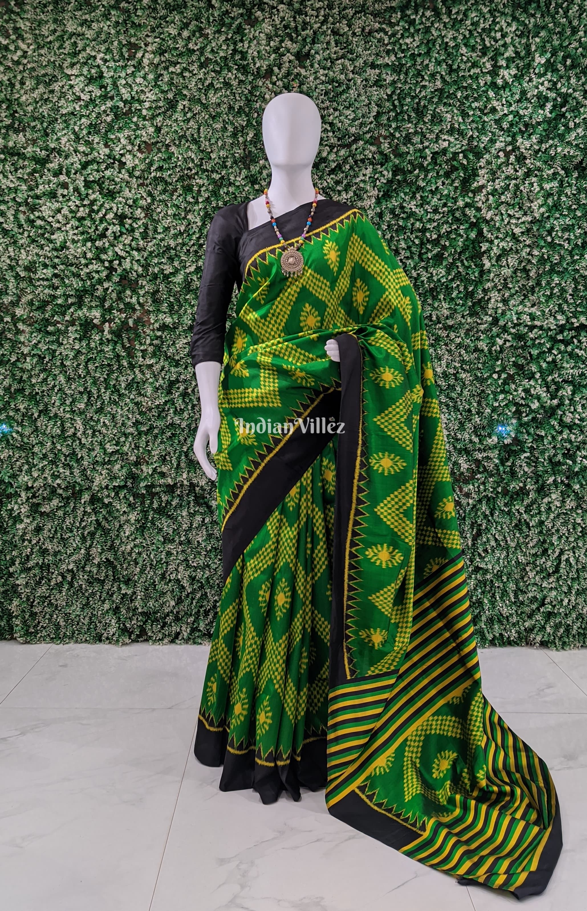 IndianVillèz Green Contemporary Odisha Ikat Tarabali Silk Saree