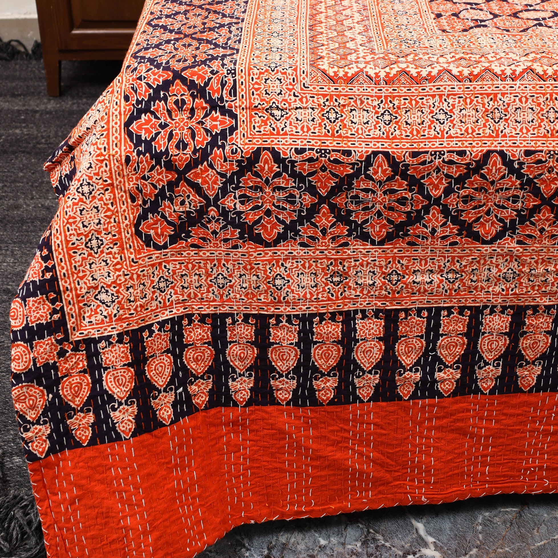SHADES OF MARUDHARA Green - Ajrakh Print Double Tagai Kantha Bed Cover 47 2024/1159-1 47 - view 3