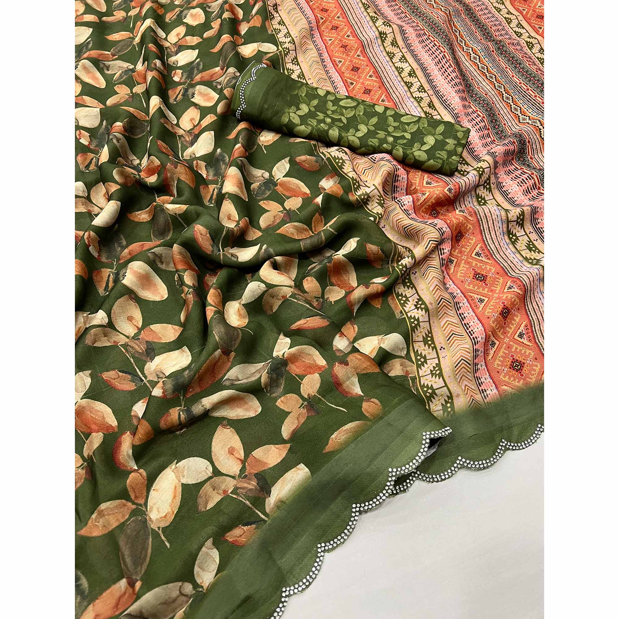 BlackTree green-floral-digital-printed-georgette-saree-with-stonework-border - view 3