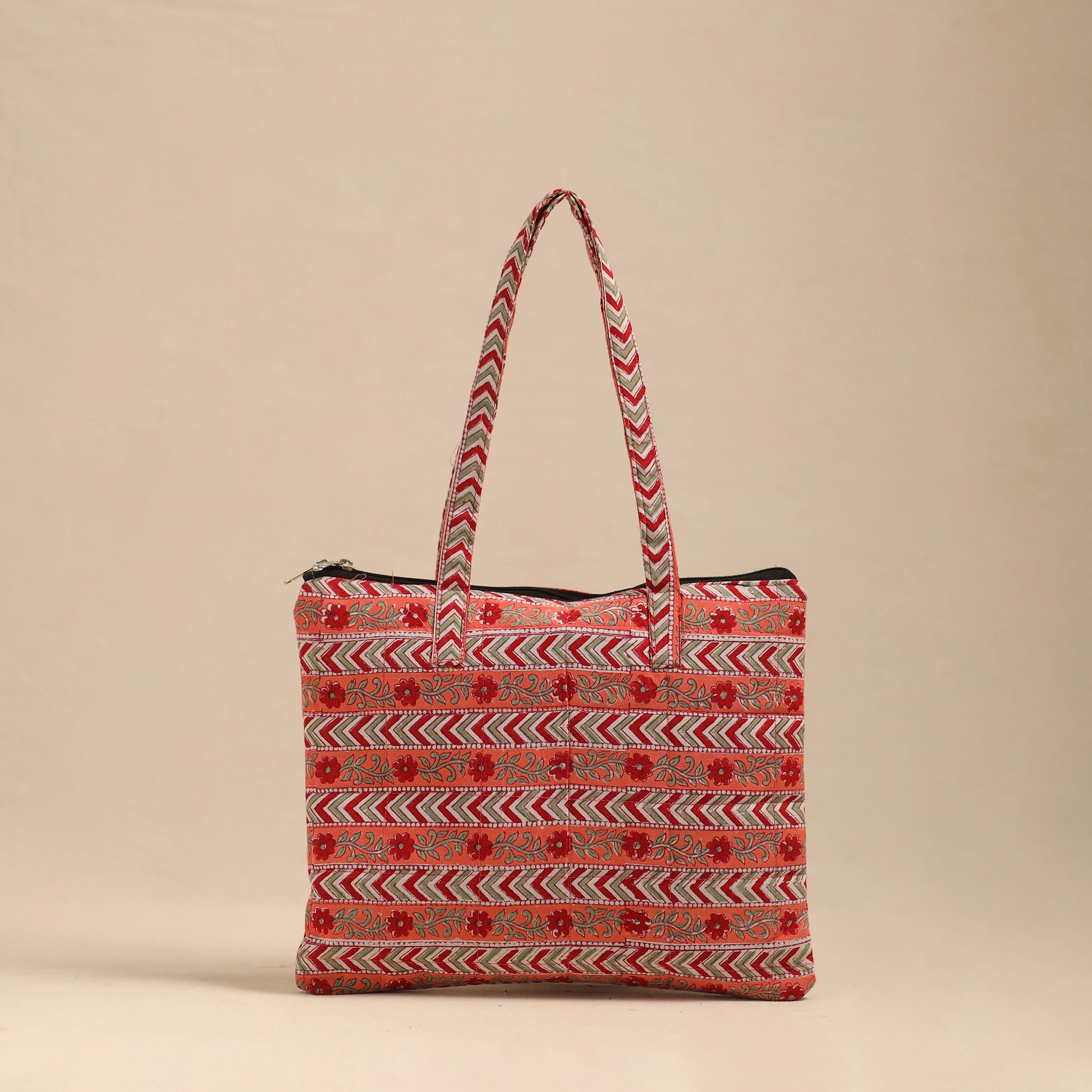 NOORI BAZAR Handmade Quilted Cotton Hand Bag 07