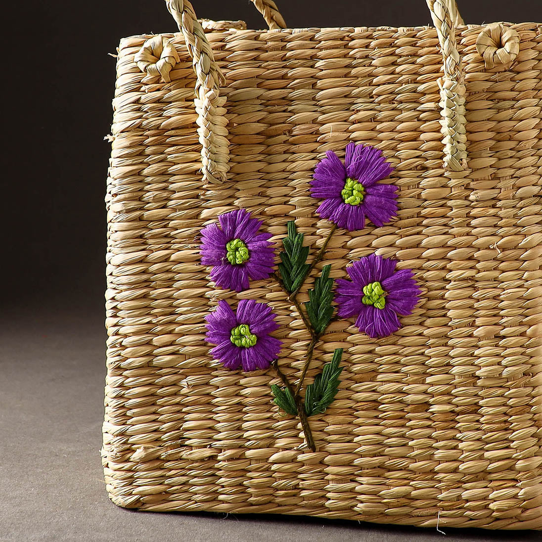 ITOKRI CRAFTS INITIATIVE Beige - Handcrafted Natural Water Reed Embroidered Shopping Bag - view 3