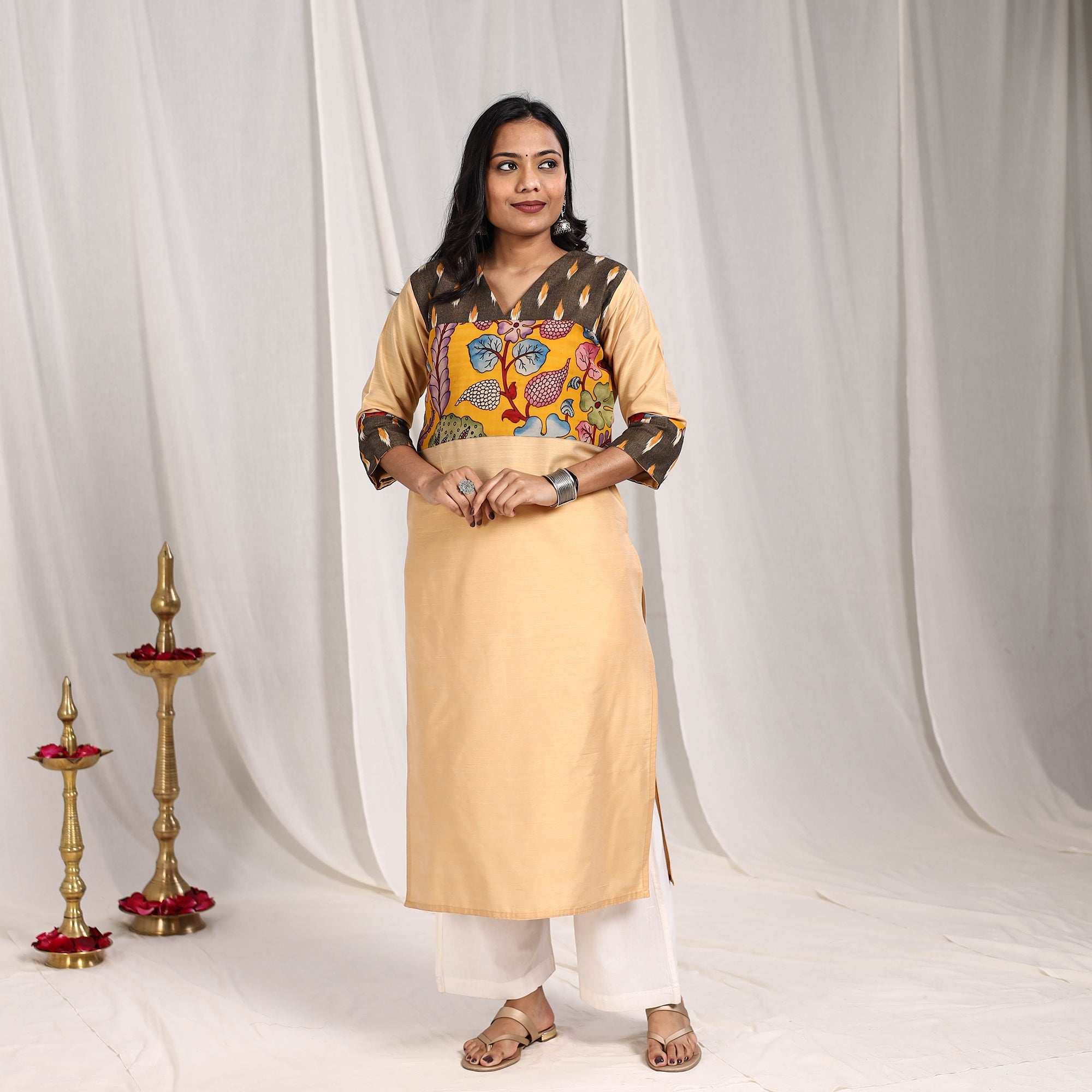 ITOKRI CASUALS Beige - Ruhi Slub Silk Straight Plain Kurta with Patchwork