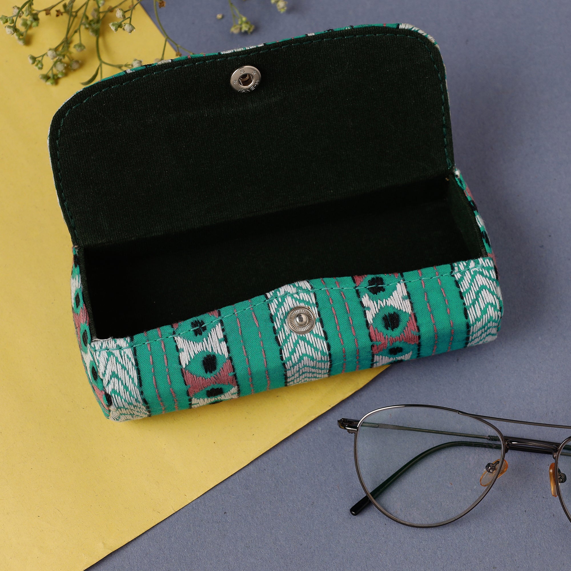 ASALKAAR Bengal Kantha Work Handcrafted Spectacles Case - view 2