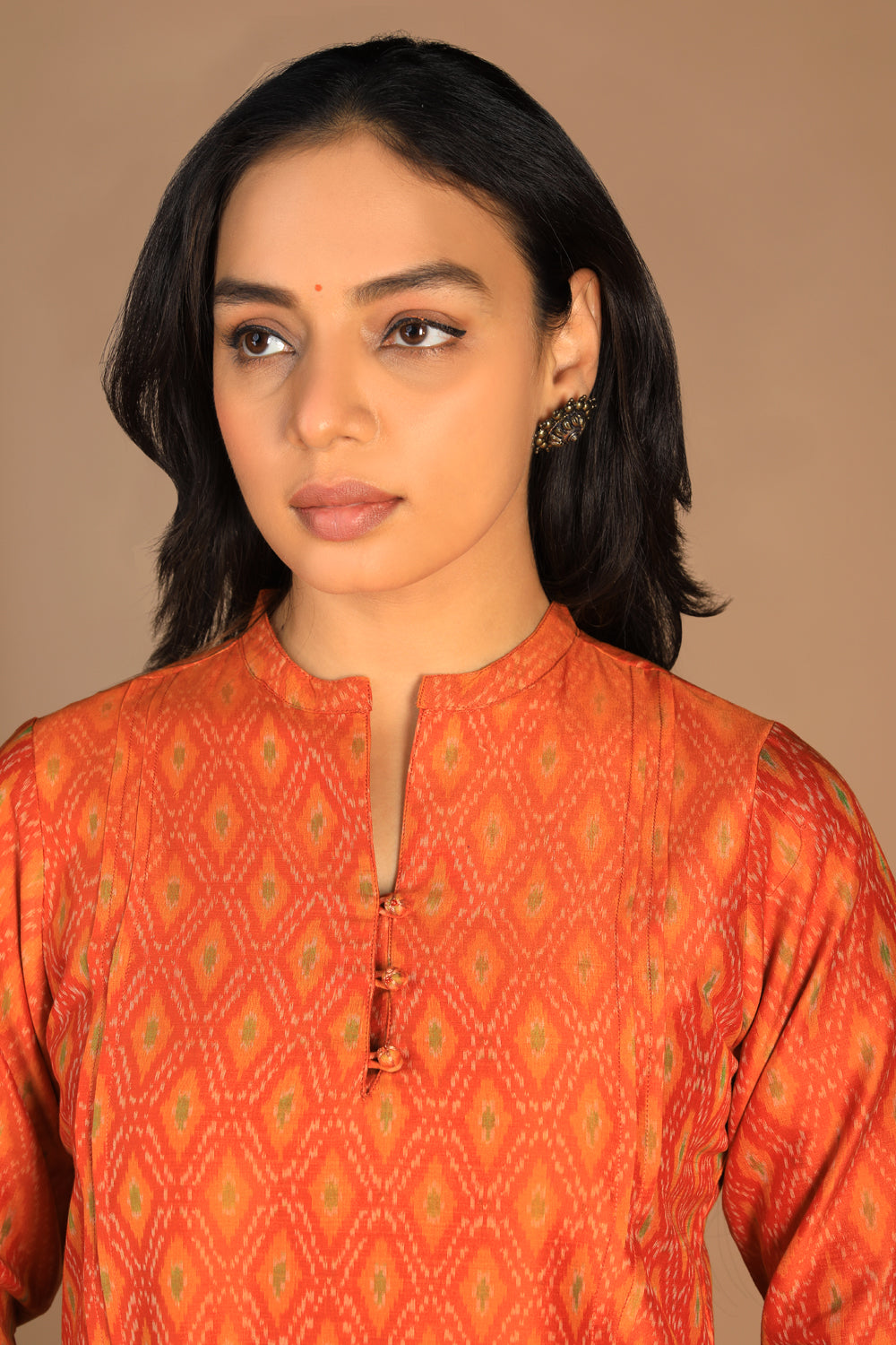 Kalanjali Ethnics Handwoven Pochampally silk Ikat kurta - view 8