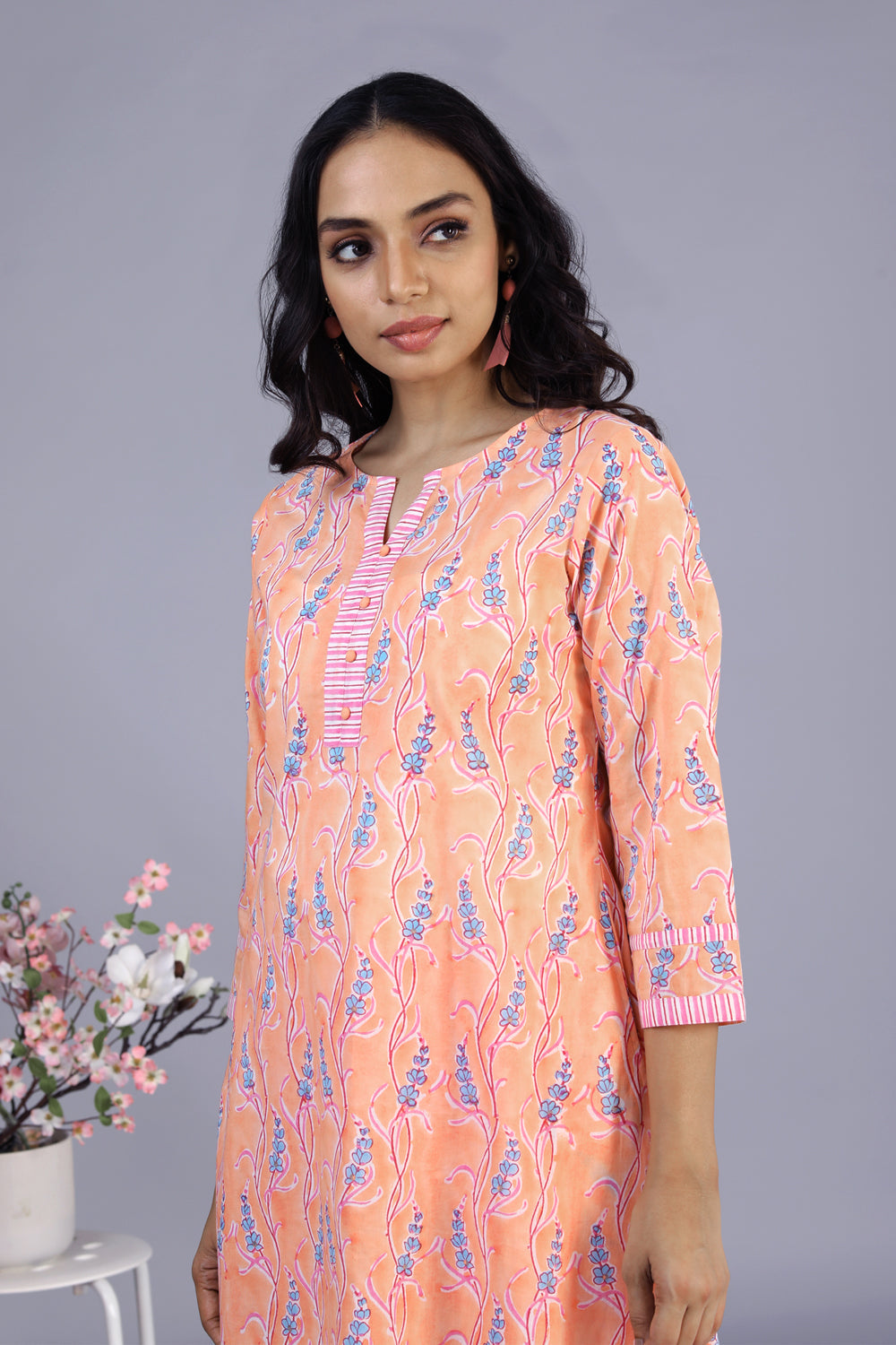 Kalanjali Ethnics Hand block printed kurti – Women's, Peach - view 9