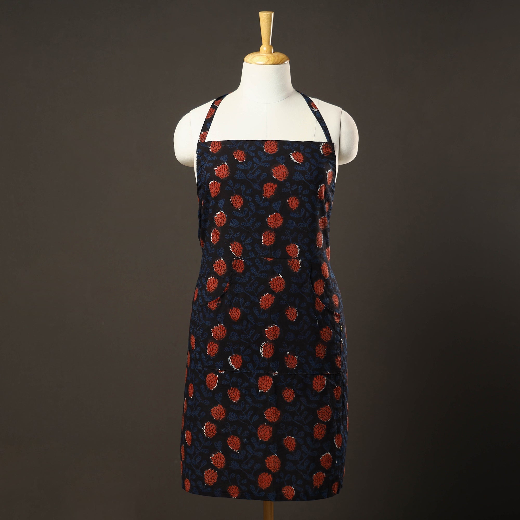 ITOKRI CRAFTS INITIATIVE Bagru Block Printed Cotton Apron with Pocket 14