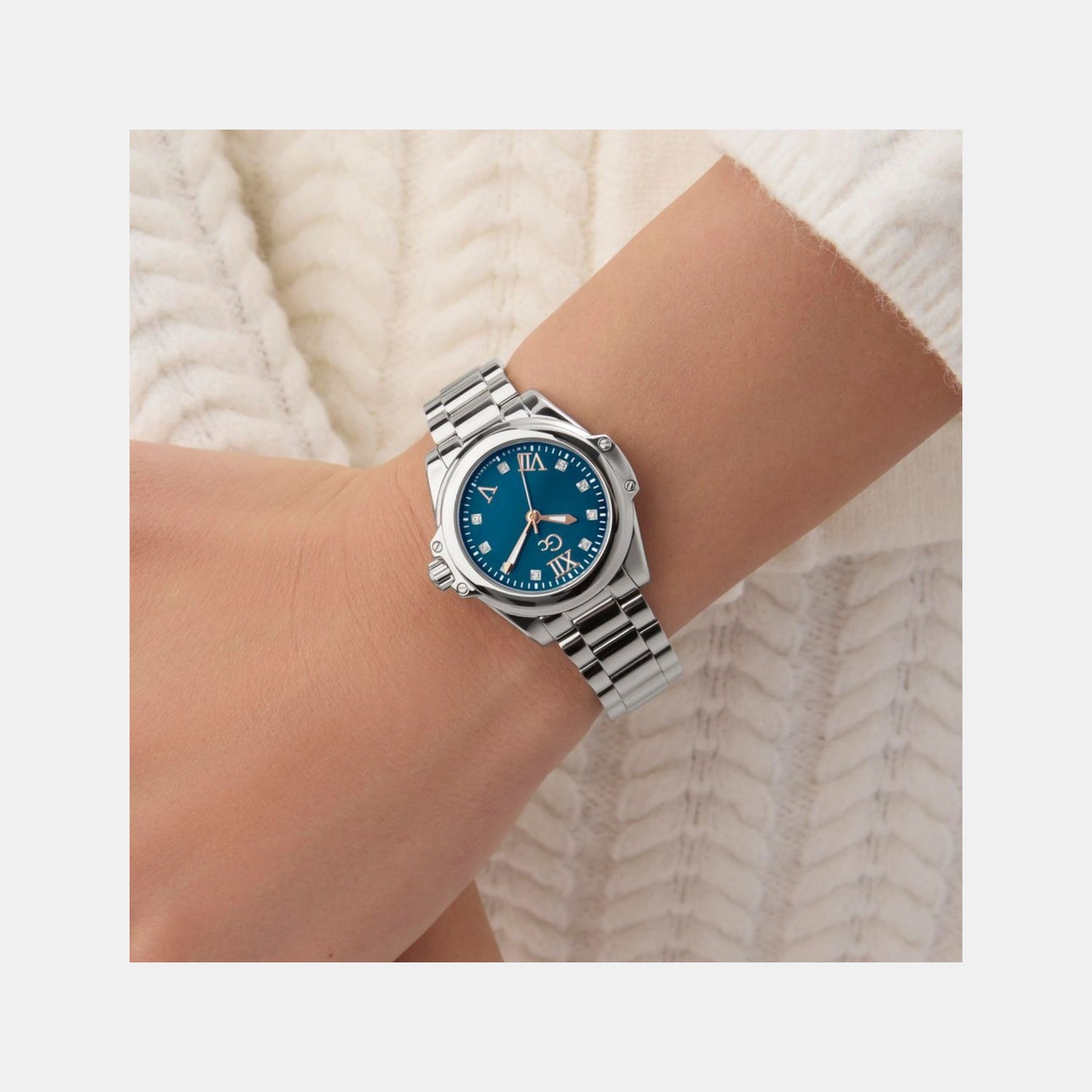 Gc Bolt Lady Mini Women Quartz Blue Dial Analog Stainless Steel Watch Z58004L7 - view 2