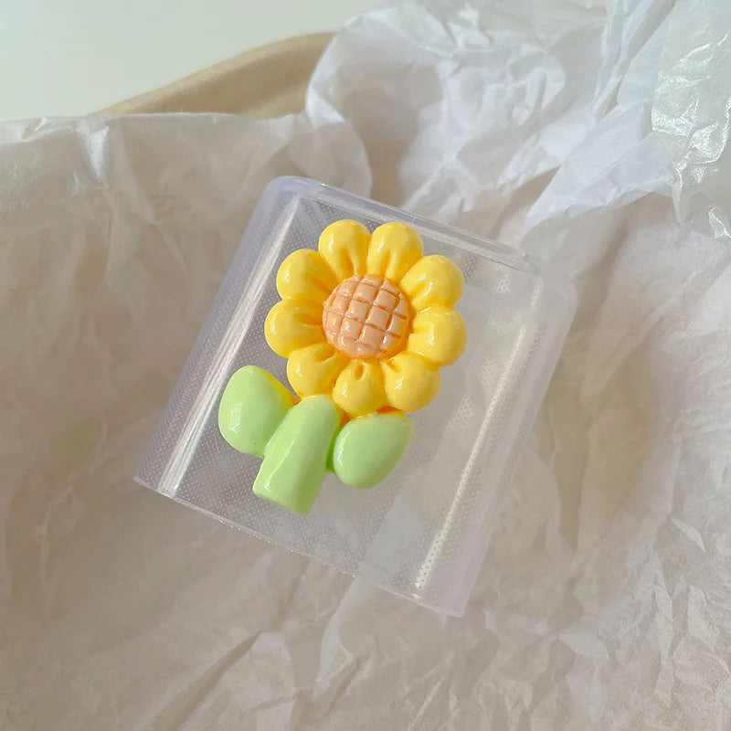 Peeperly Cute Floral Armor Charger Protector Kit - view 2