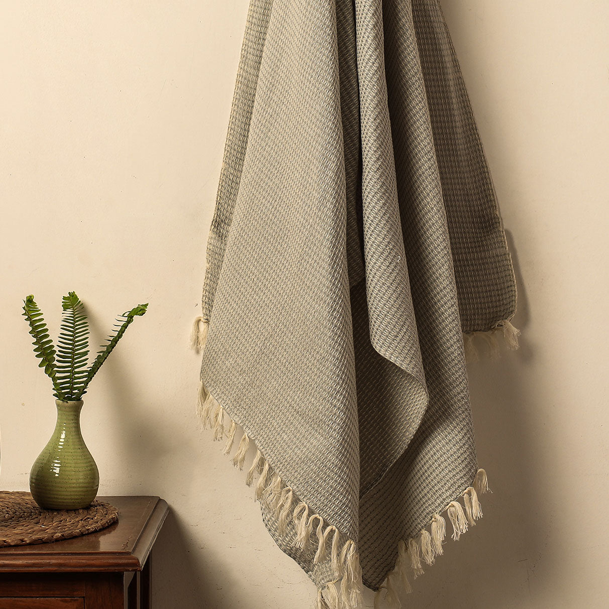 GYAN VIDYA HASTSHILP - BHARTESH Beige - Waffle Weave Handwoven Pure Cotton Towel - view 2