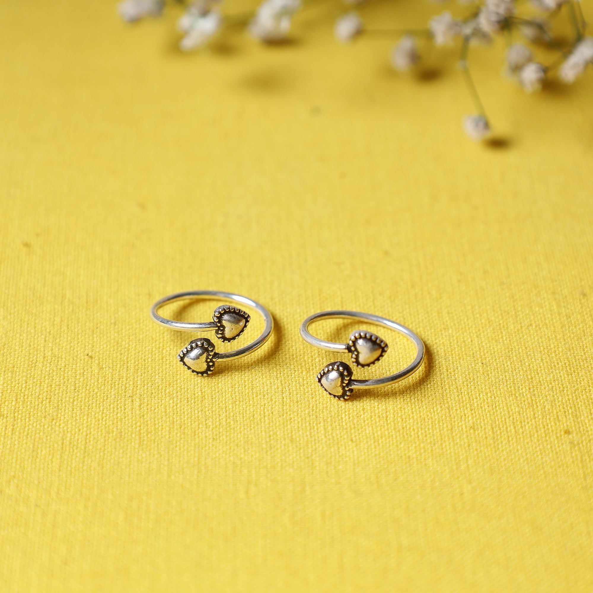 HAVELI CHRONICLES Antique Padma Sterling Silver Toe Rings (Adjustable)