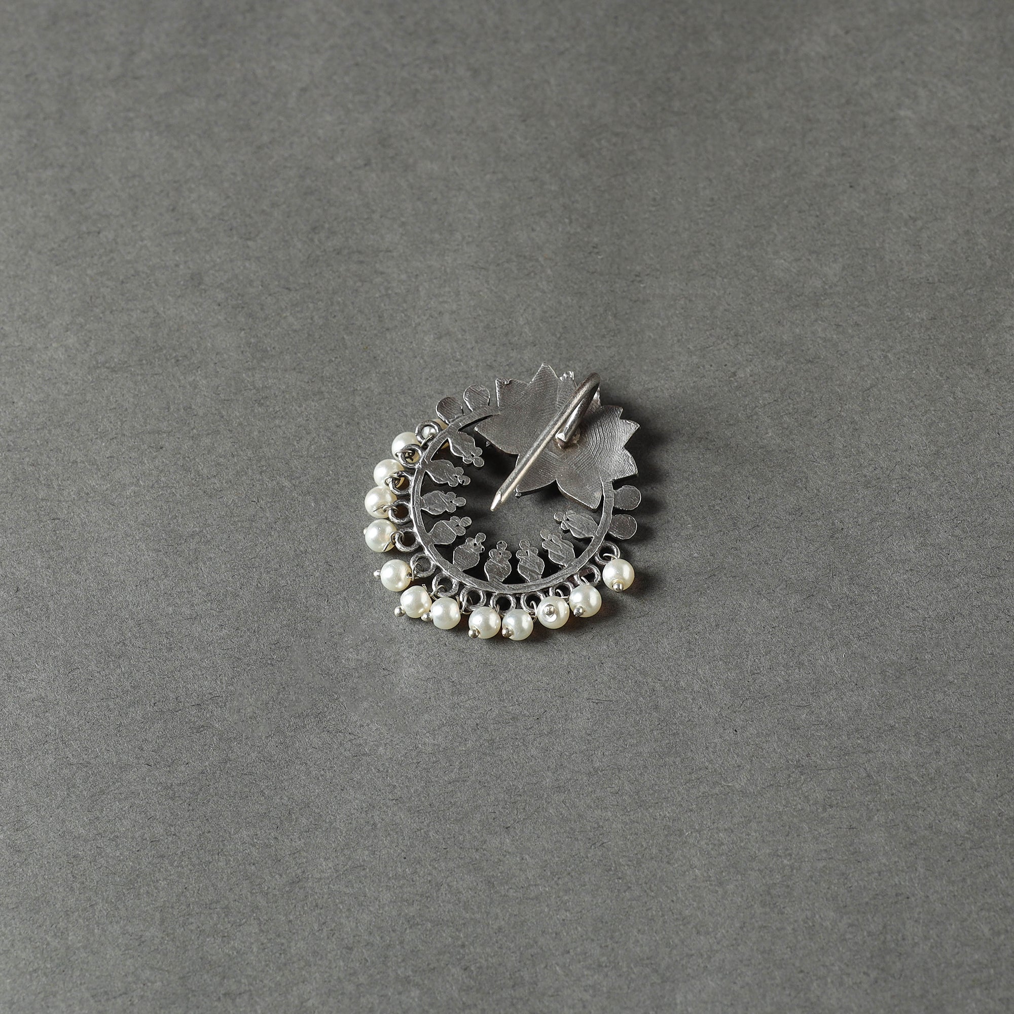 WHITE RIVER STORIES Antique Silver Finish Oxidised Brass Base Juda Pin - view 2