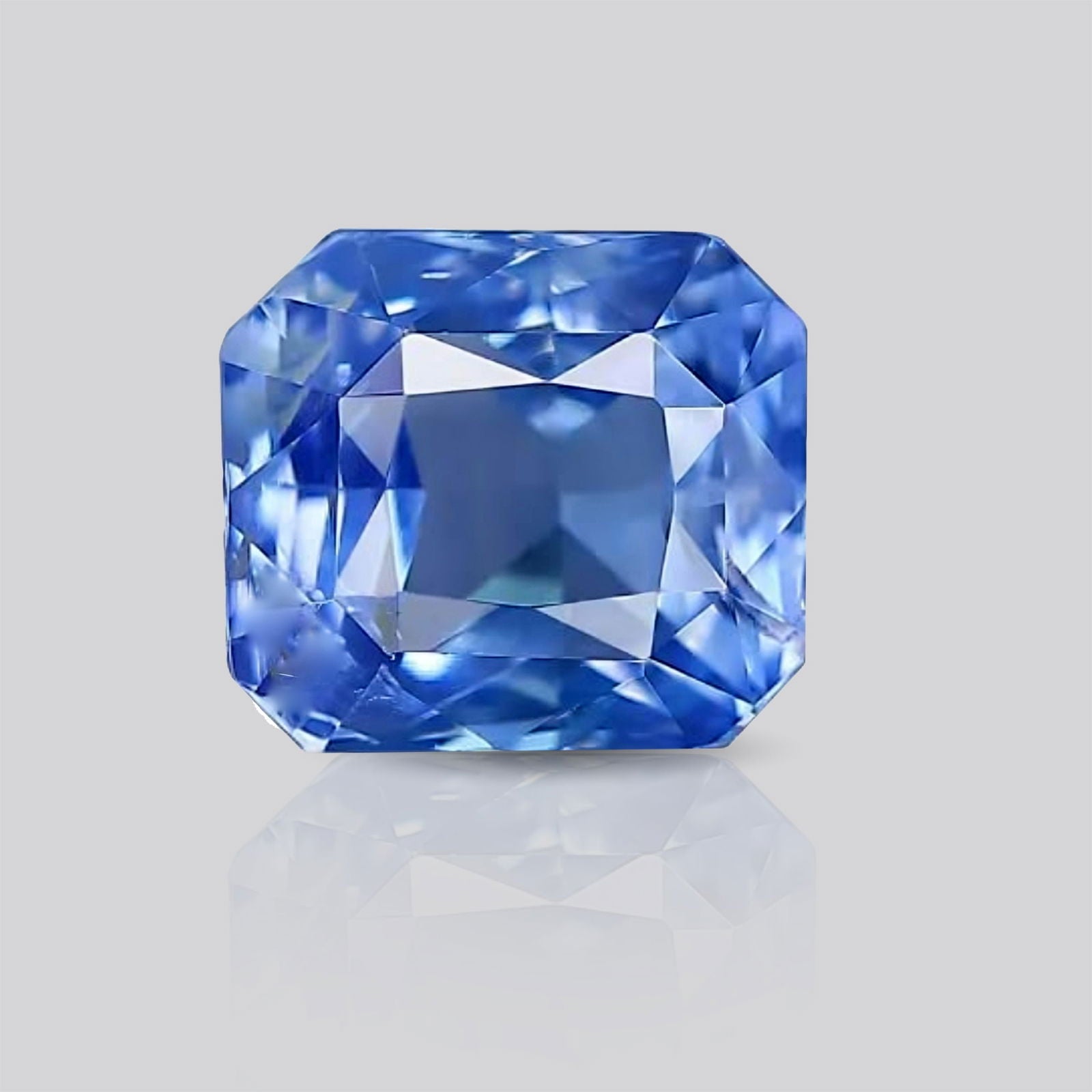 Gemsmantra Blue Sapphire (3.58 Ratti, 3.26 Carat)