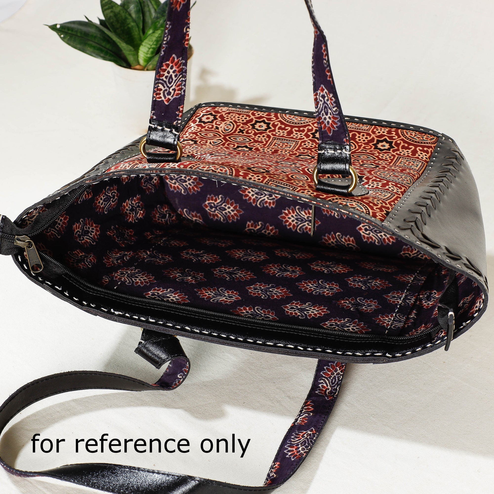ANCHAL BIJLANI PATHUBHAI Black - Handcrafted Kutch Jat Embroidery Leather Shoulder Bag - view 2